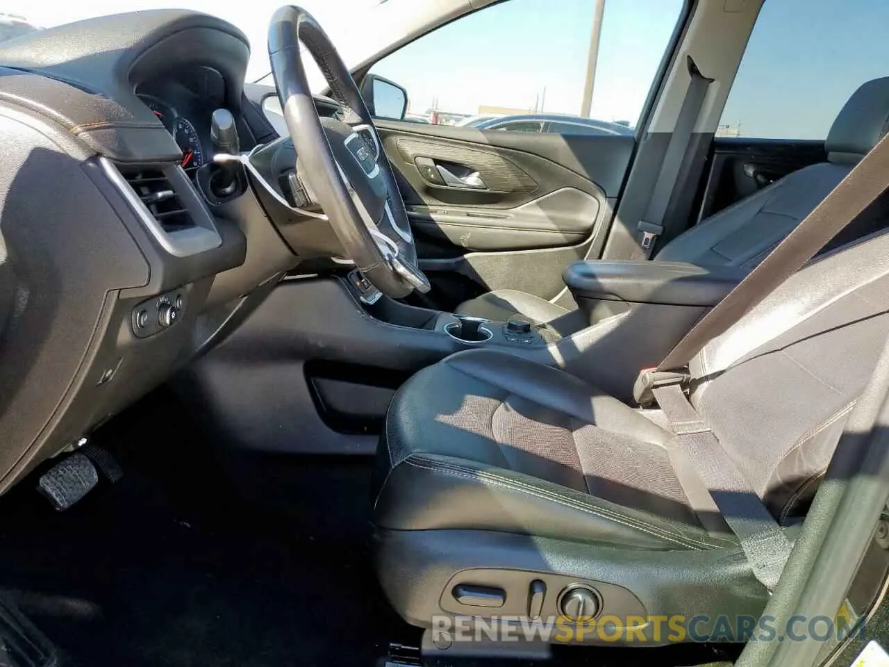 7 Photograph of a damaged car 3GKALPEV5LL115486 GMC TERRAIN 2020