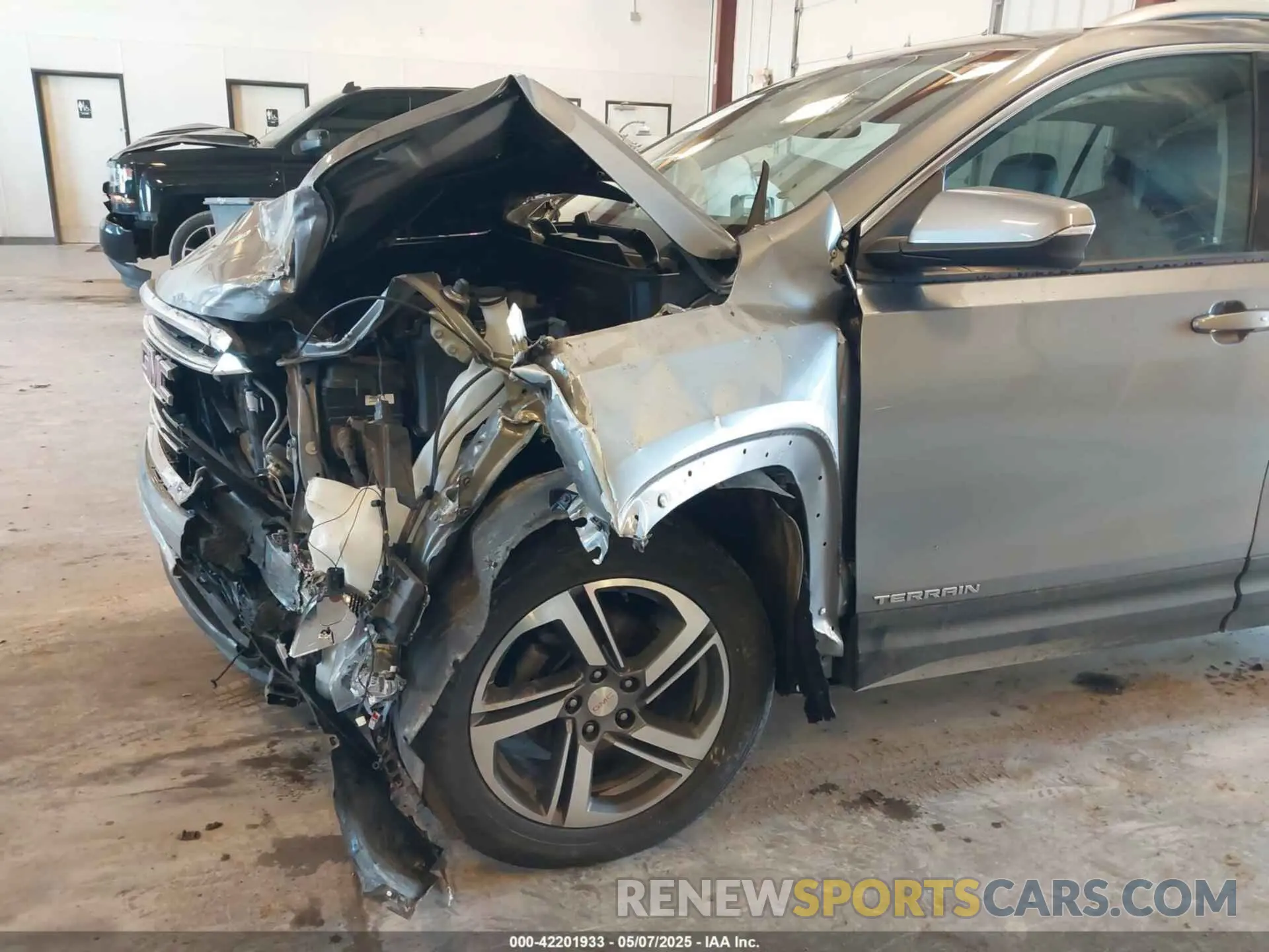 6 Фотография поврежденного автомобиля 3GKALPEV5LL167524 GMC TERRAIN 2020