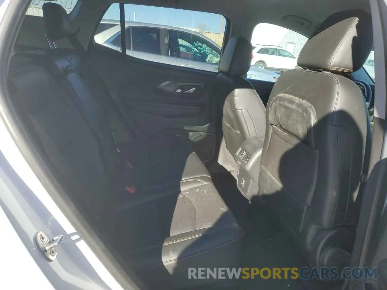11 Photograph of a damaged car 3GKALPEV5LL250404 GMC TERRAIN 2020
