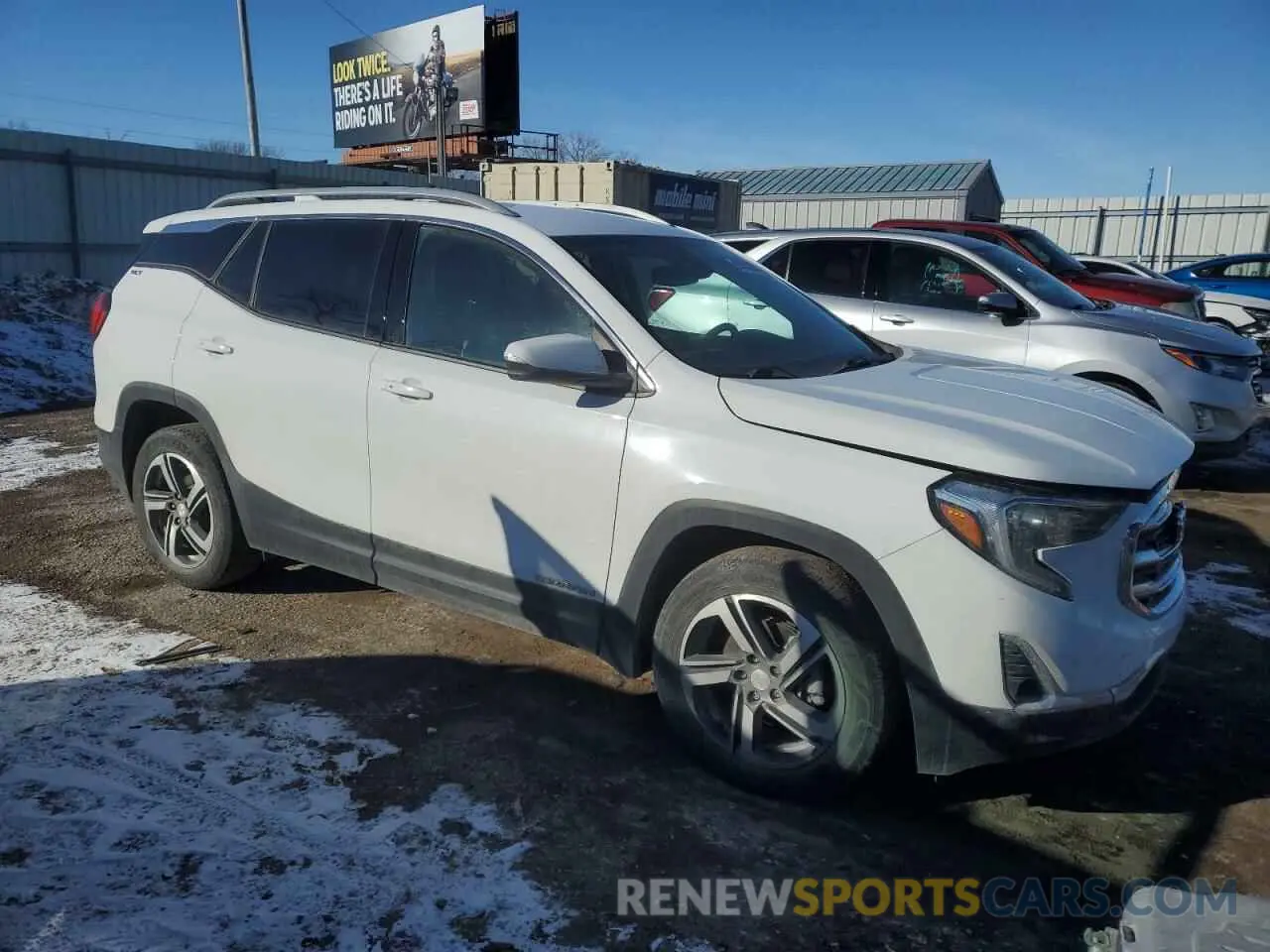 4 Photograph of a damaged car 3GKALPEV5LL250404 GMC TERRAIN 2020