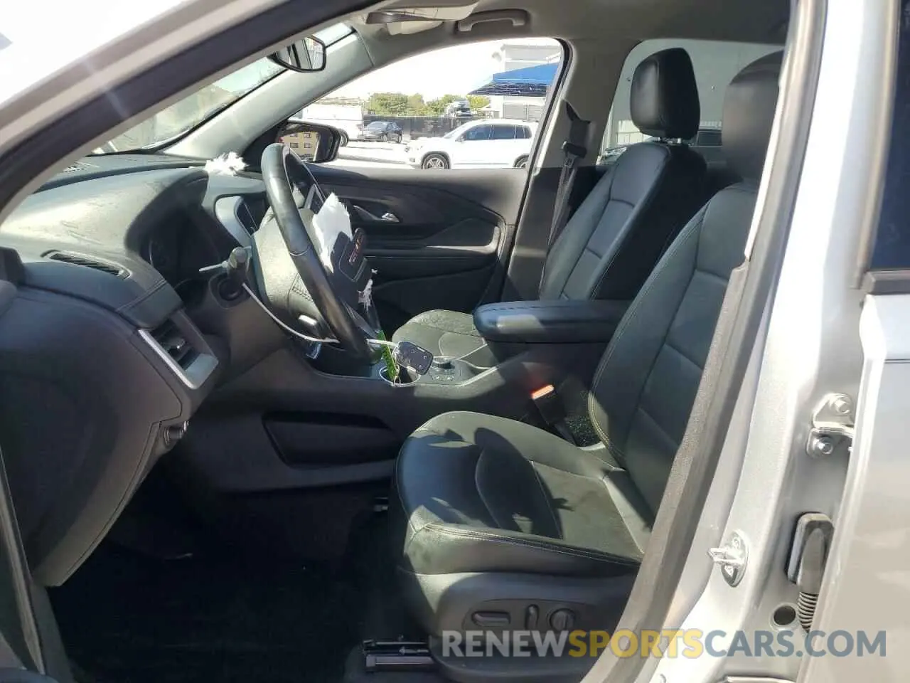 7 Фотография поврежденного автомобиля 3GKALPEV6LL216651 GMC TERRAIN 2020