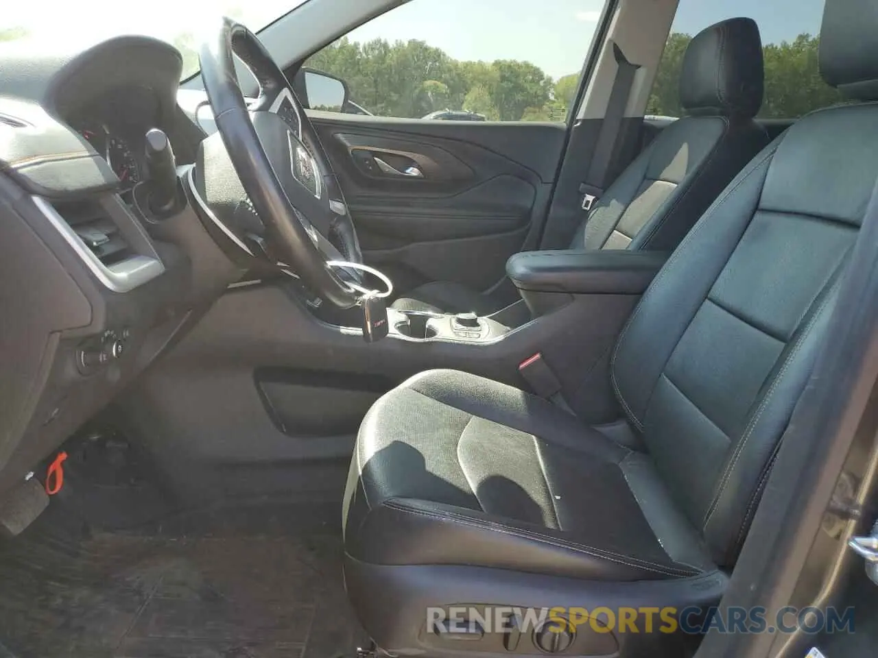 7 Фотография поврежденного автомобиля 3GKALPEV6LL259872 GMC TERRAIN 2020