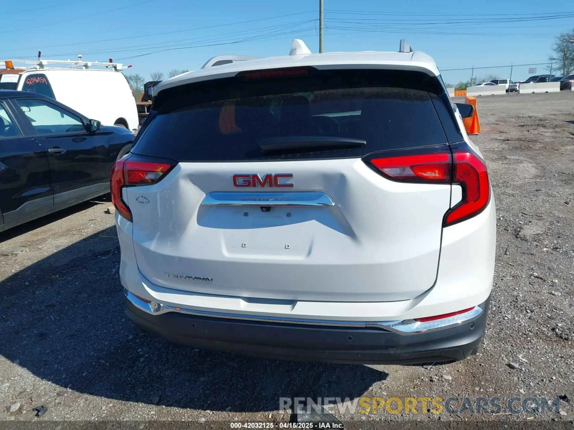 16 Photograph of a damaged car 3GKALPEV7LL146609 GMC TERRAIN 2020