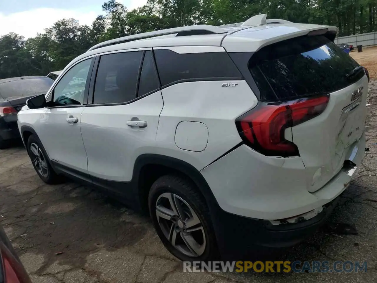2 Photograph of a damaged car 3GKALPEV9LL165176 GMC TERRAIN 2020