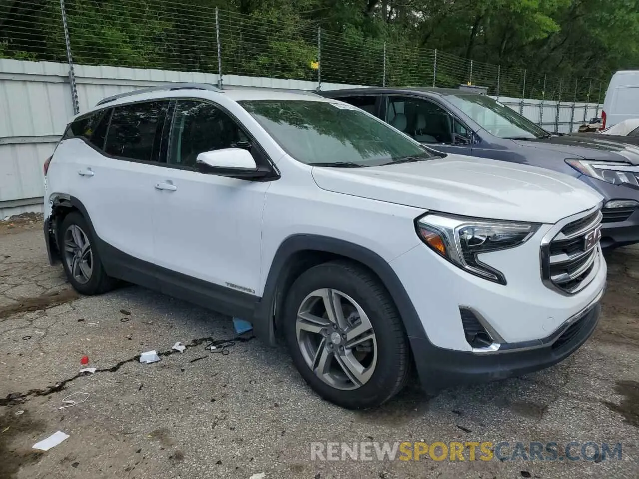 4 Photograph of a damaged car 3GKALPEV9LL165176 GMC TERRAIN 2020