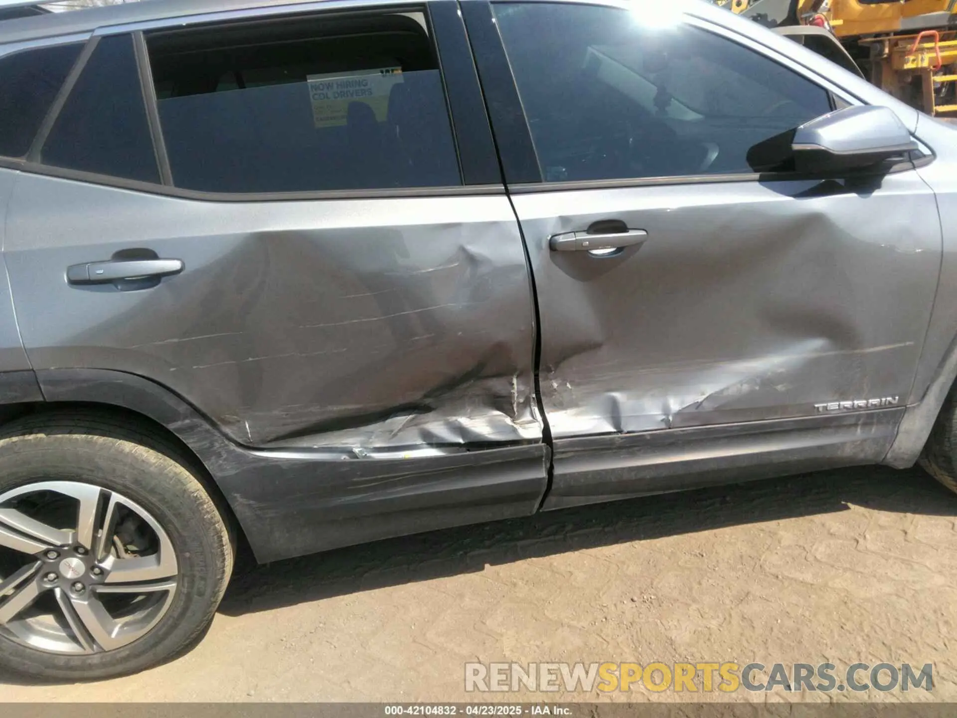 6 Photograph of a damaged car 3GKALPEVXLL146250 GMC TERRAIN 2020