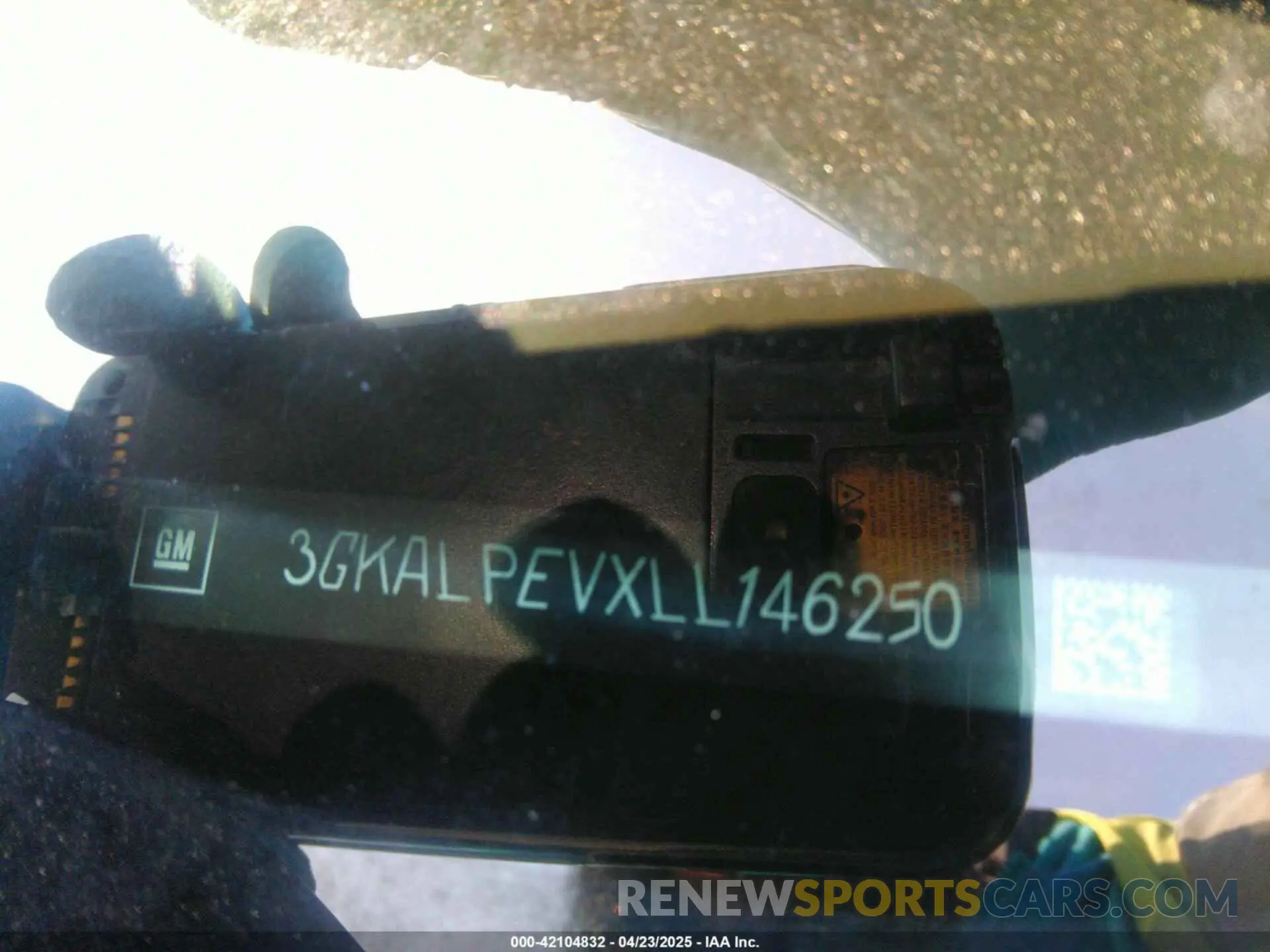 9 Photograph of a damaged car 3GKALPEVXLL146250 GMC TERRAIN 2020