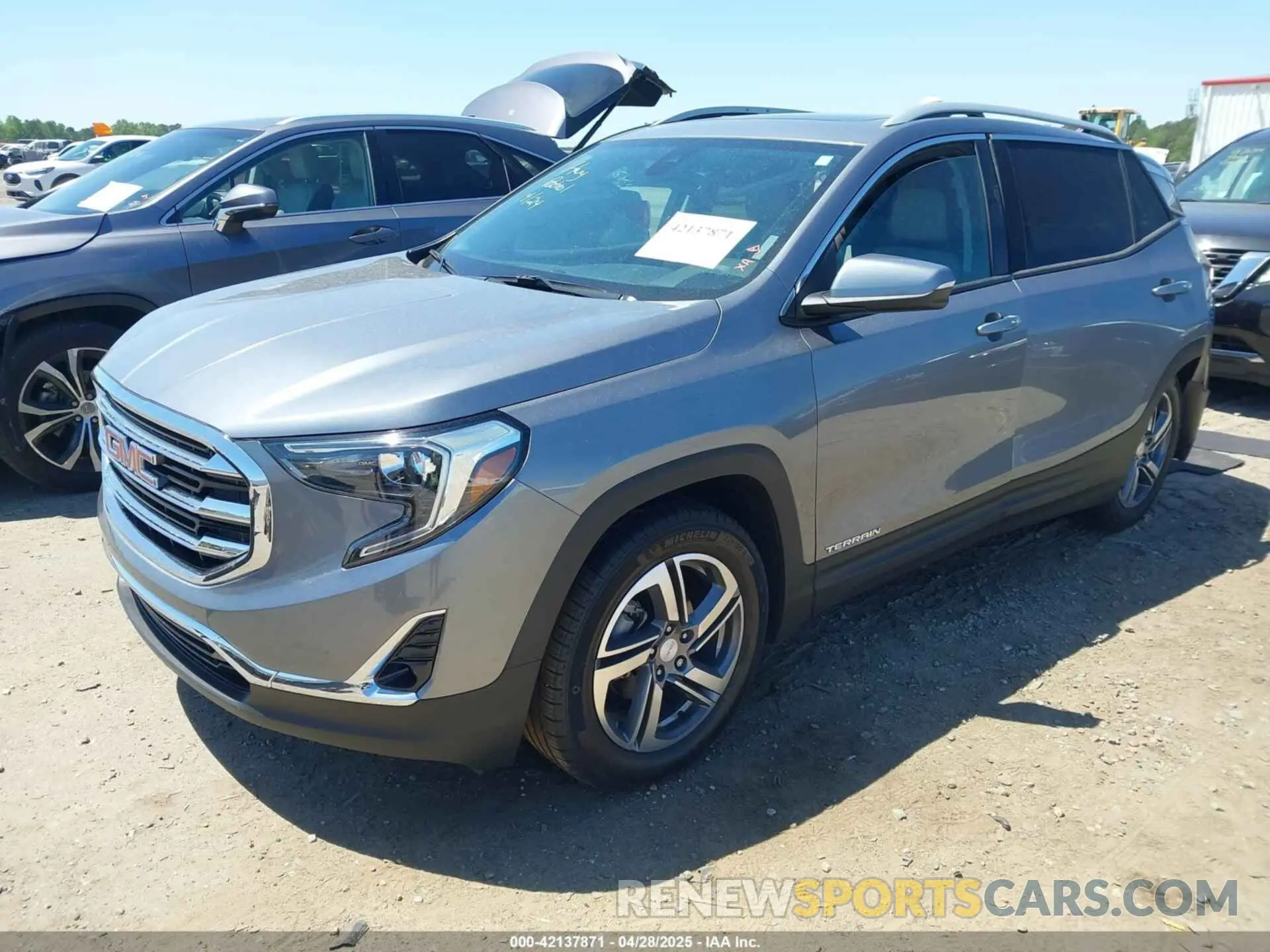 2 Фотография поврежденного автомобиля 3GKALPEVXLL185114 GMC TERRAIN 2020