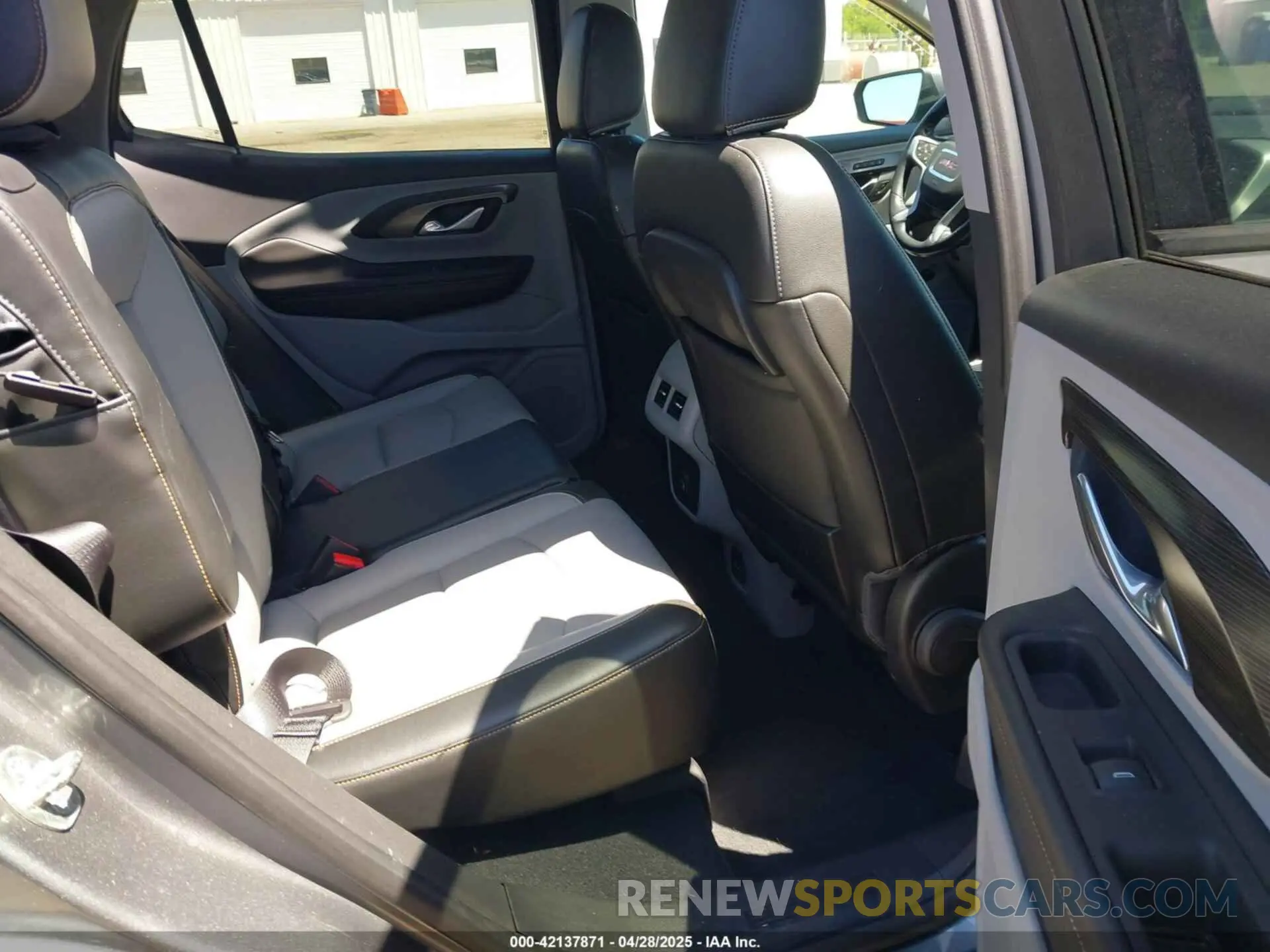 8 Фотография поврежденного автомобиля 3GKALPEVXLL185114 GMC TERRAIN 2020