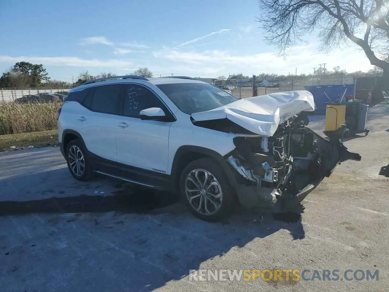 4 Photograph of a damaged car 3GKALPEX1LL216929 GMC TERRAIN 2020