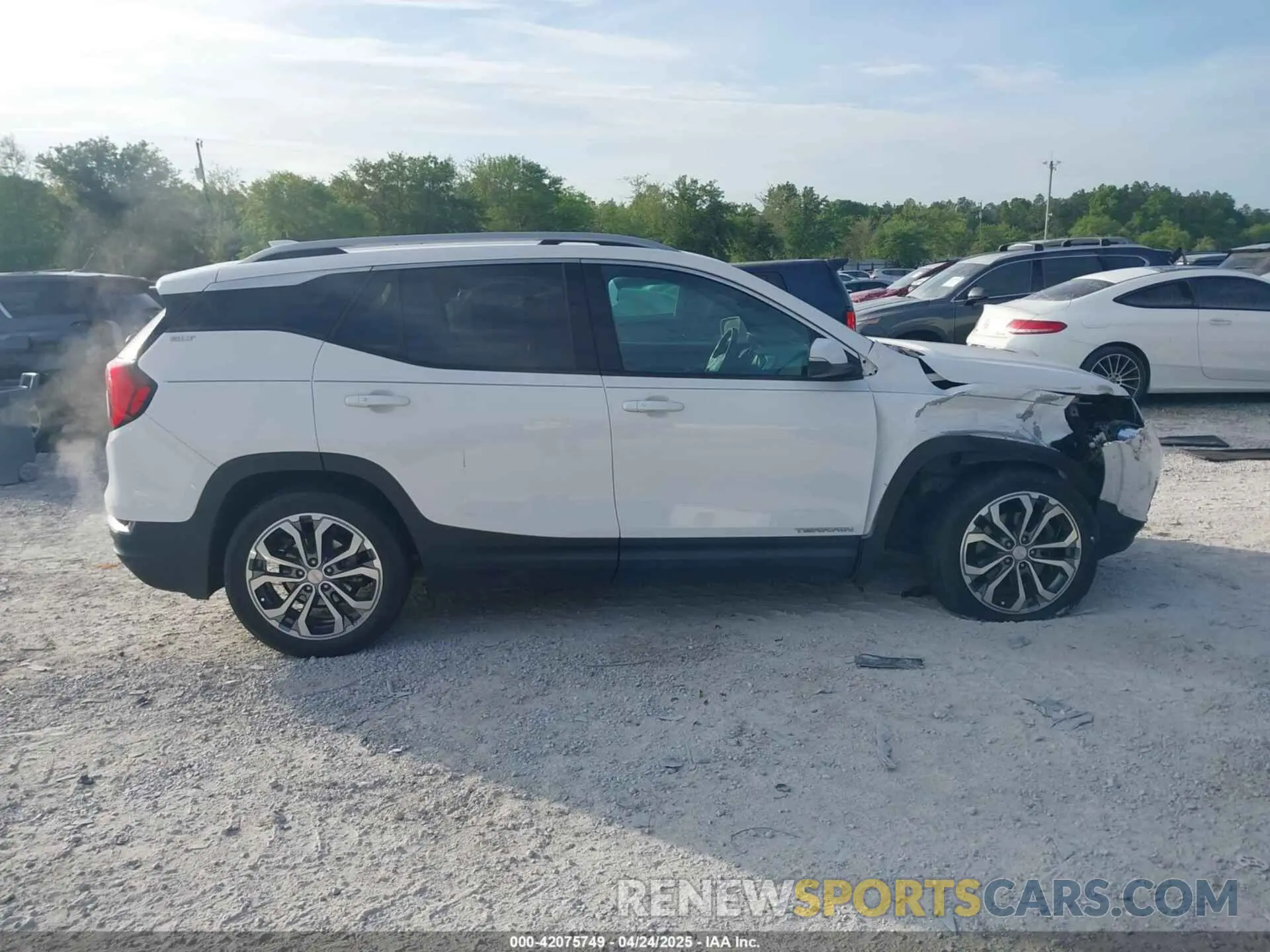 13 Photograph of a damaged car 3GKALPEX4LL183425 GMC TERRAIN 2020