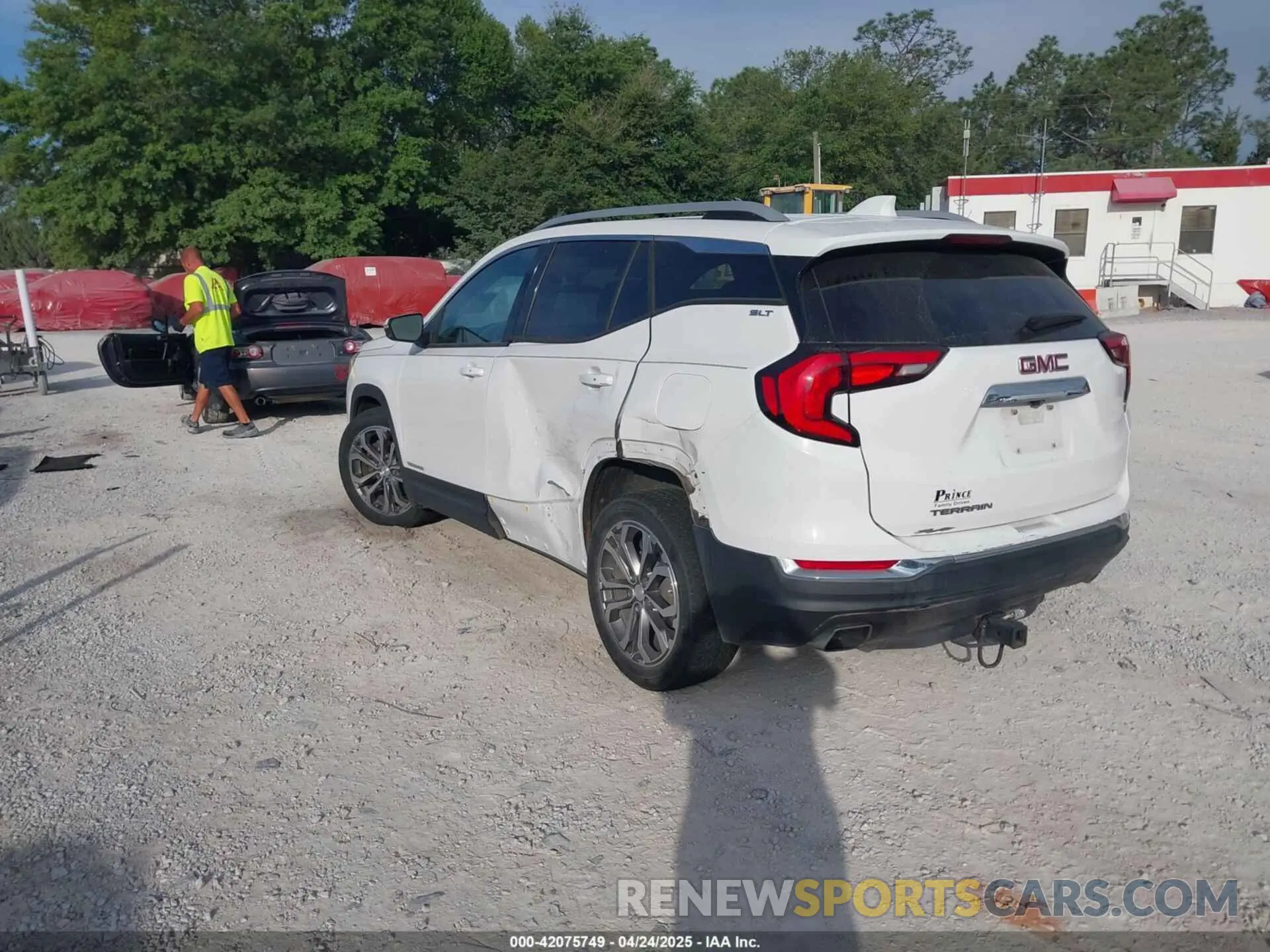 3 Photograph of a damaged car 3GKALPEX4LL183425 GMC TERRAIN 2020