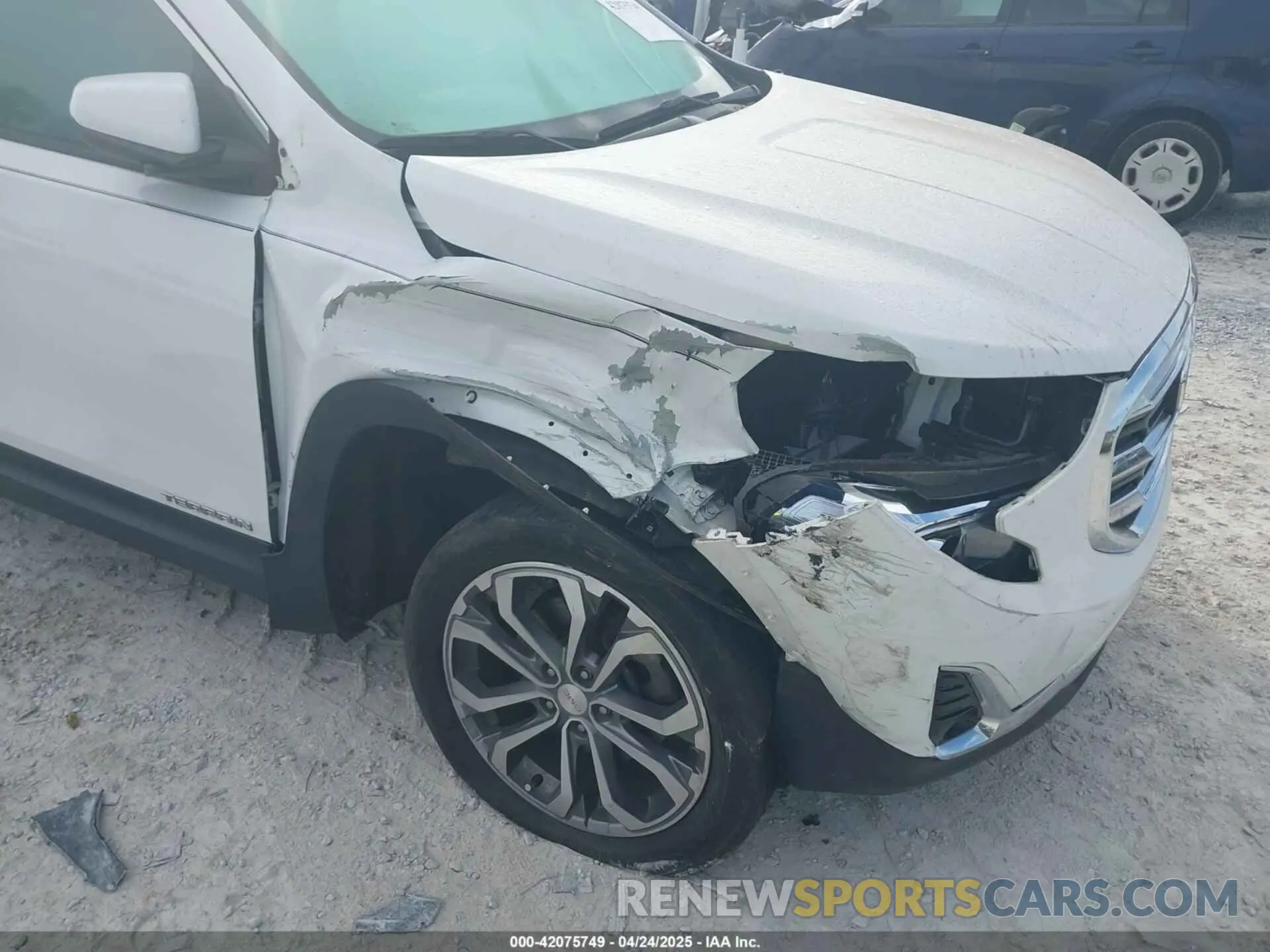 6 Photograph of a damaged car 3GKALPEX4LL183425 GMC TERRAIN 2020