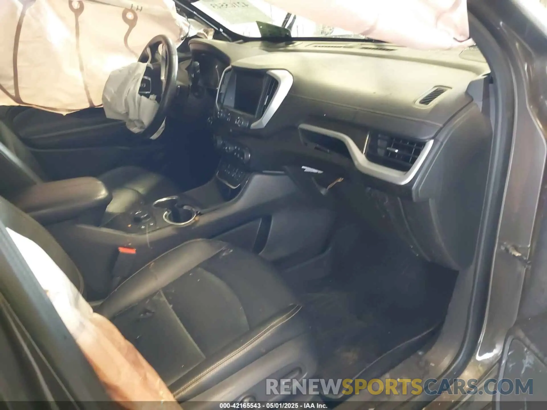 5 Photograph of a damaged car 3GKALPEX5LL219445 GMC TERRAIN 2020