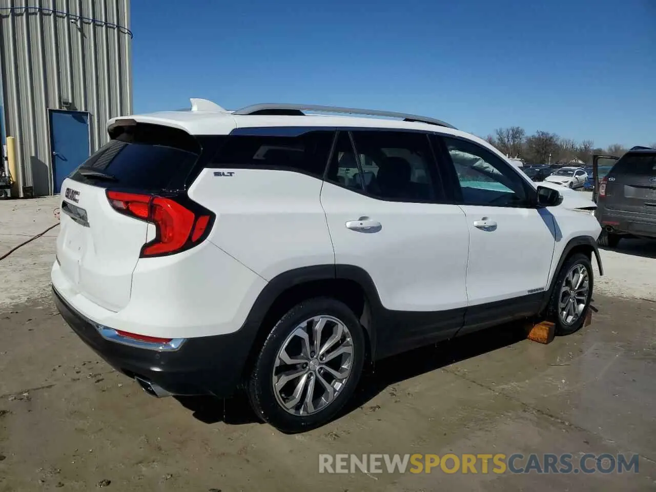 3 Фотография поврежденного автомобиля 3GKALPEXXLL117879 GMC TERRAIN 2020