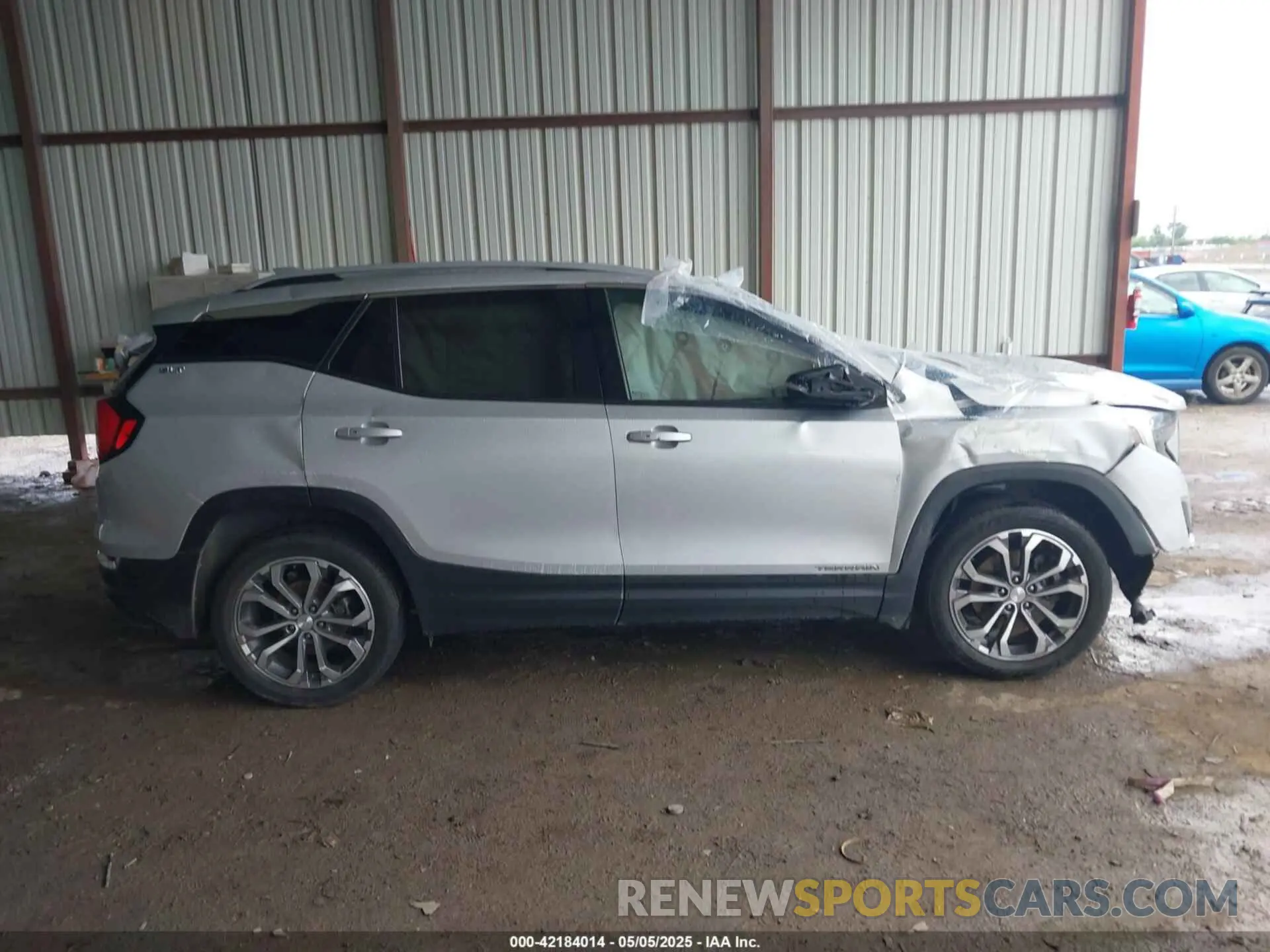 14 Photograph of a damaged car 3GKALPEXXLL245121 GMC TERRAIN 2020