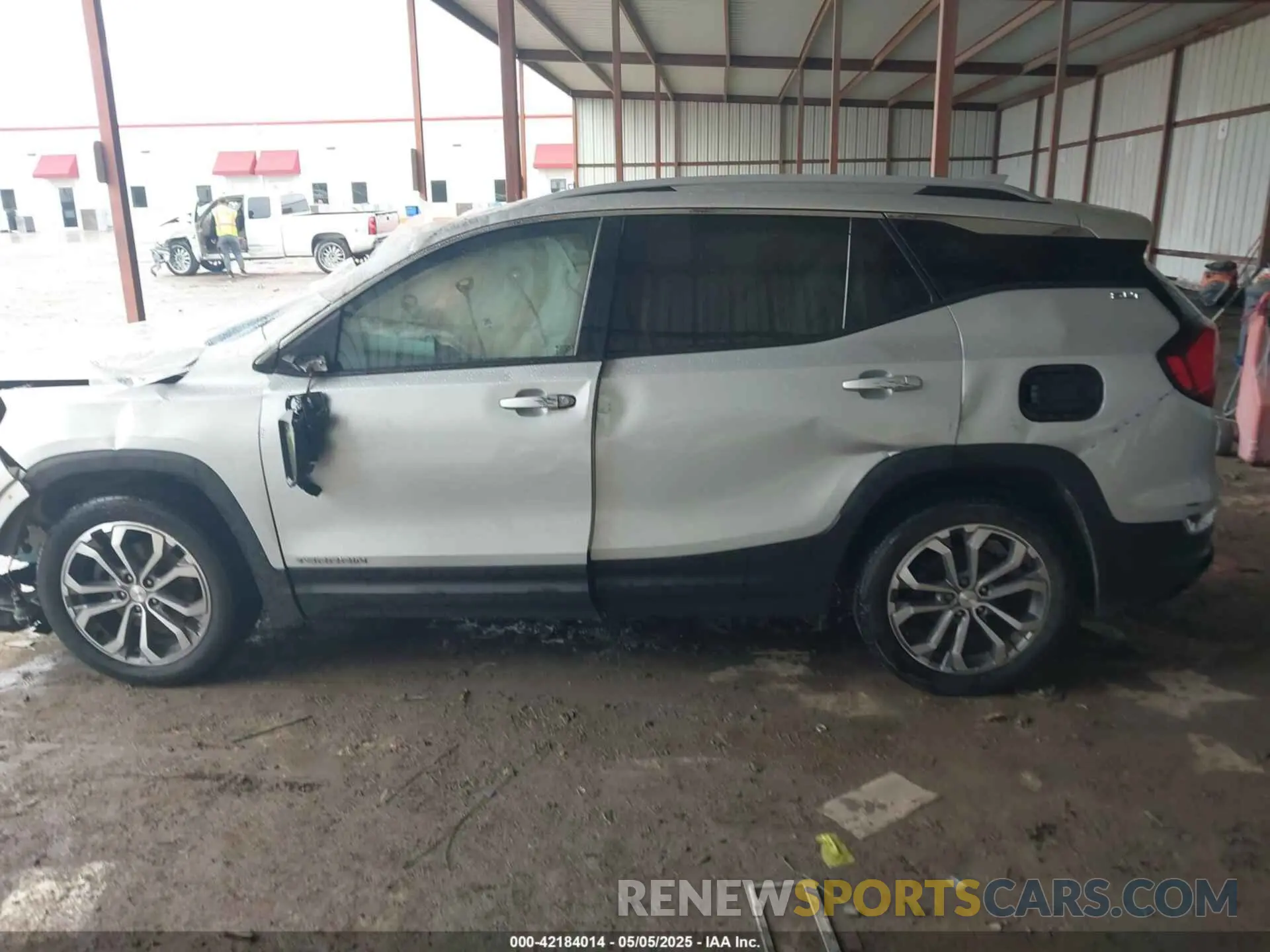 15 Photograph of a damaged car 3GKALPEXXLL245121 GMC TERRAIN 2020