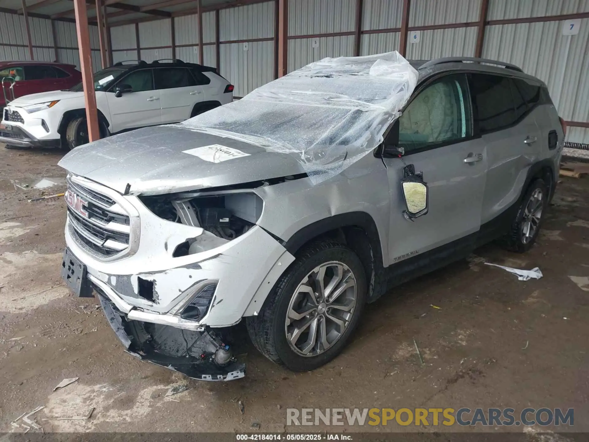 2 Photograph of a damaged car 3GKALPEXXLL245121 GMC TERRAIN 2020