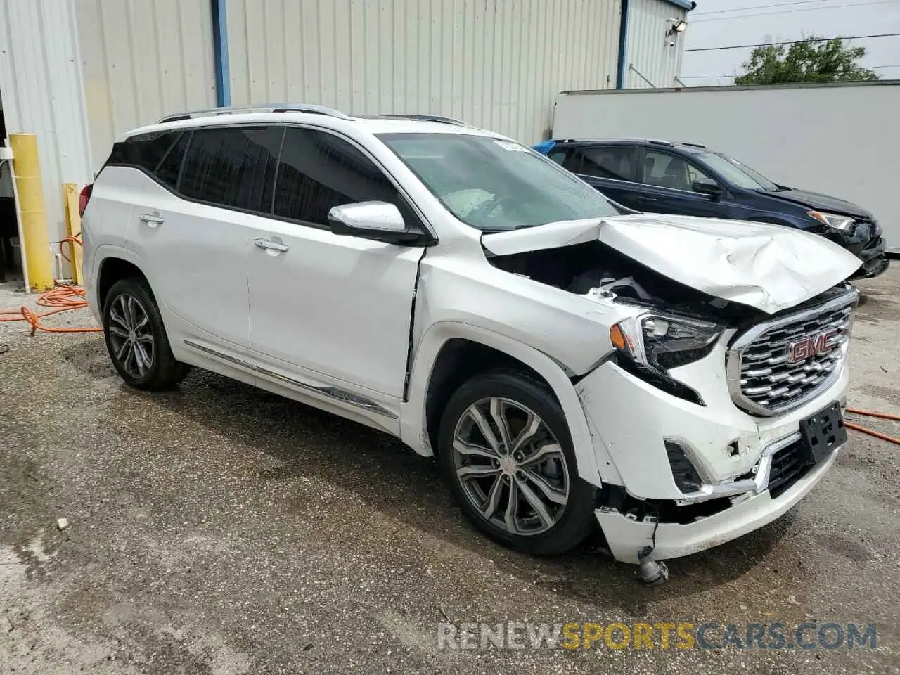 4 Photograph of a damaged car 3GKALSEX6LL284369 GMC TERRAIN 2020