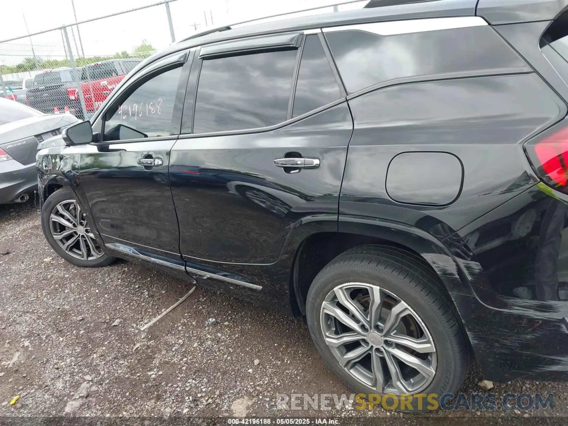 14 Photograph of a damaged car 3GKALSEX9LL315680 GMC TERRAIN 2020