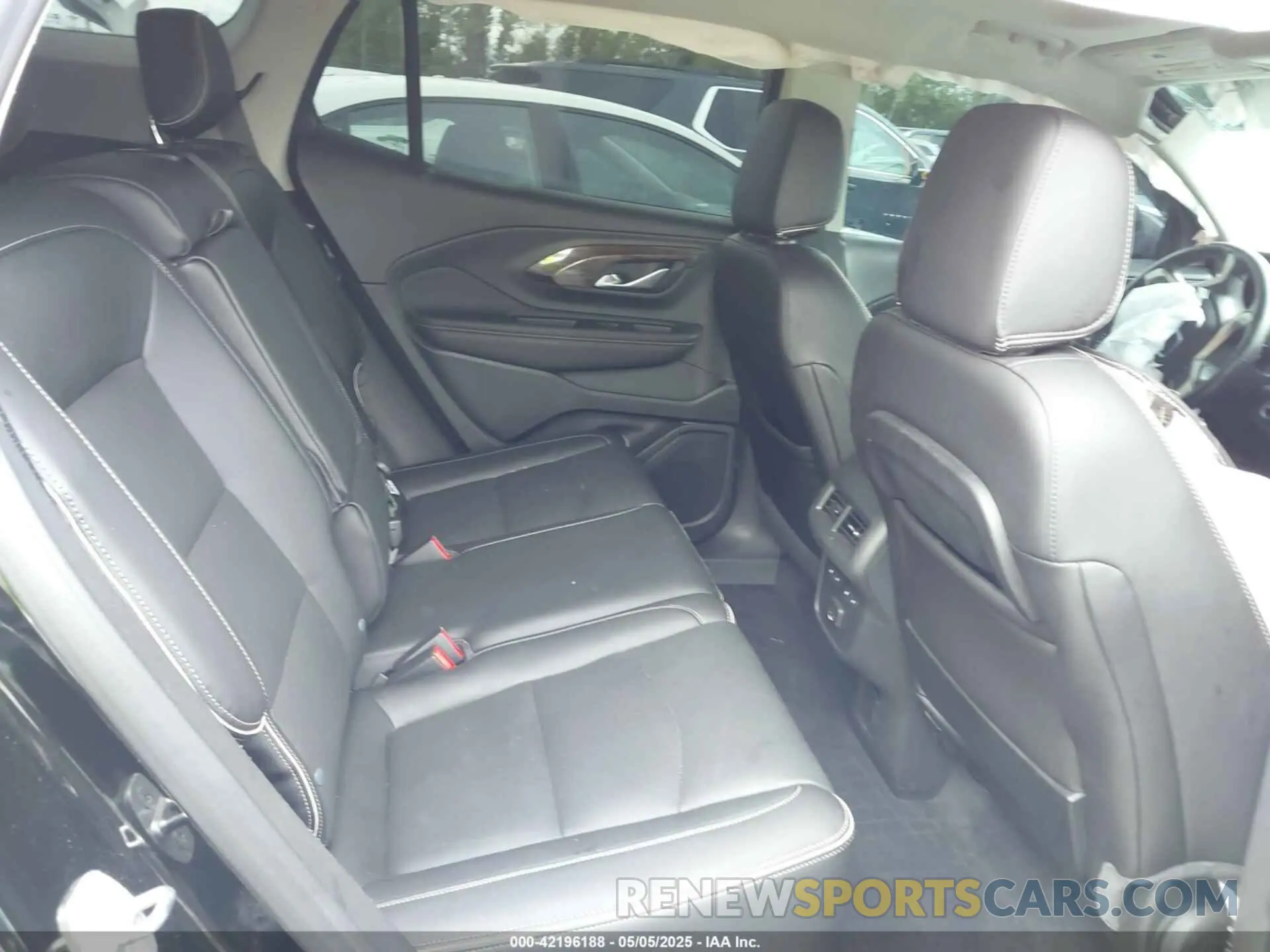 8 Photograph of a damaged car 3GKALSEX9LL315680 GMC TERRAIN 2020