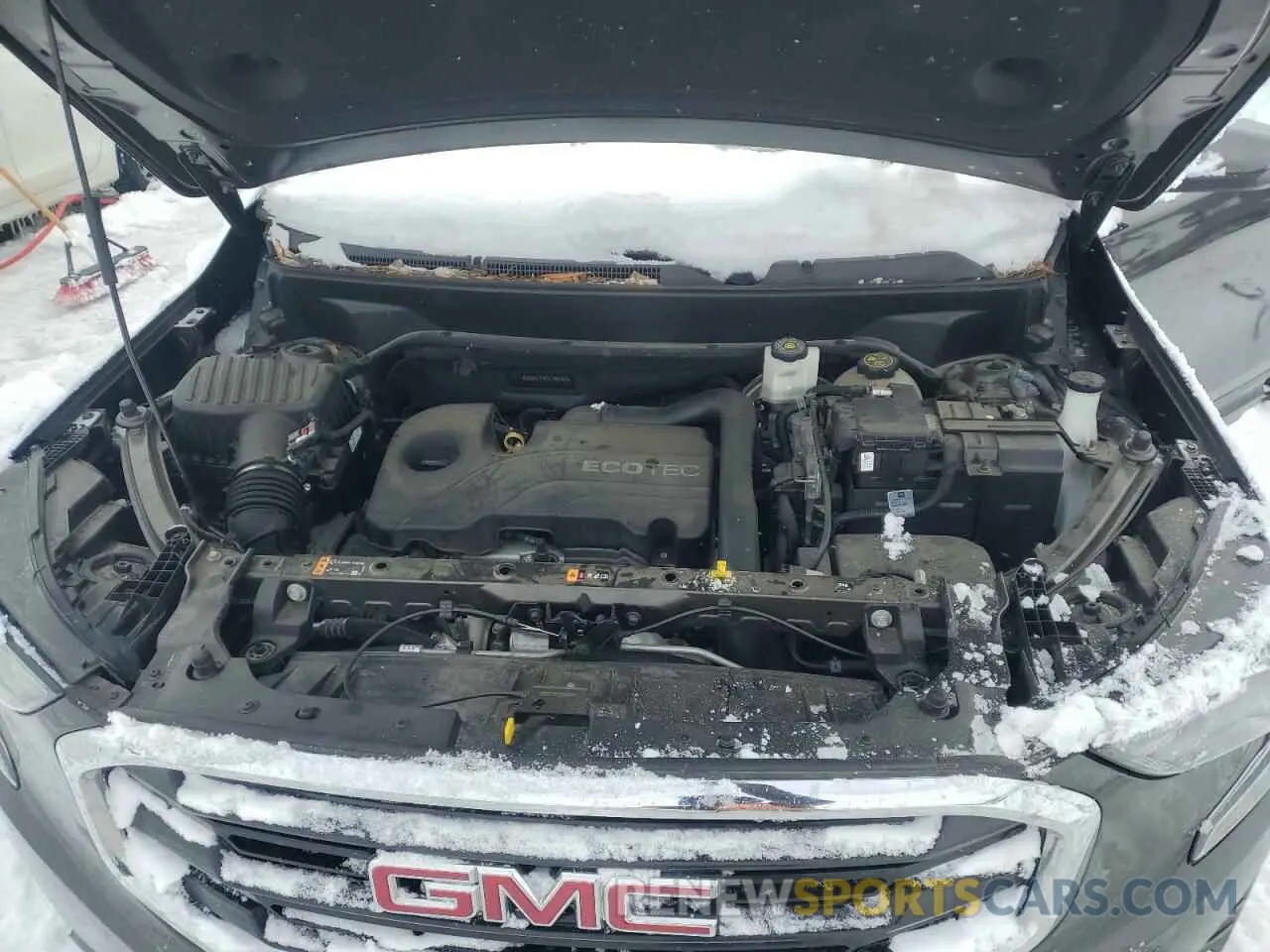 11 Photograph of a damaged car 3GKALTEV0LL108485 GMC TERRAIN 2020