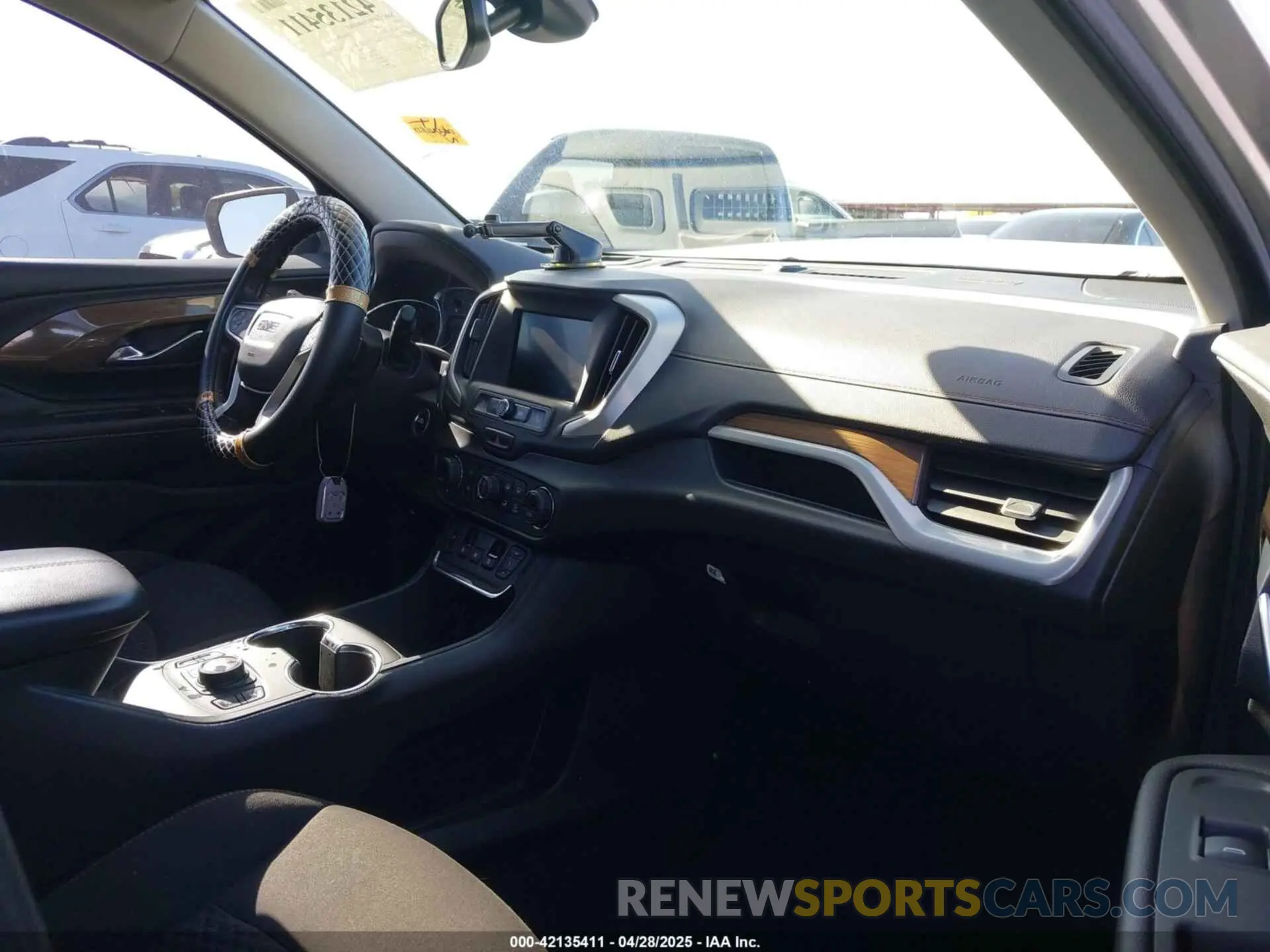 5 Photograph of a damaged car 3GKALTEV2LL136210 GMC TERRAIN 2020