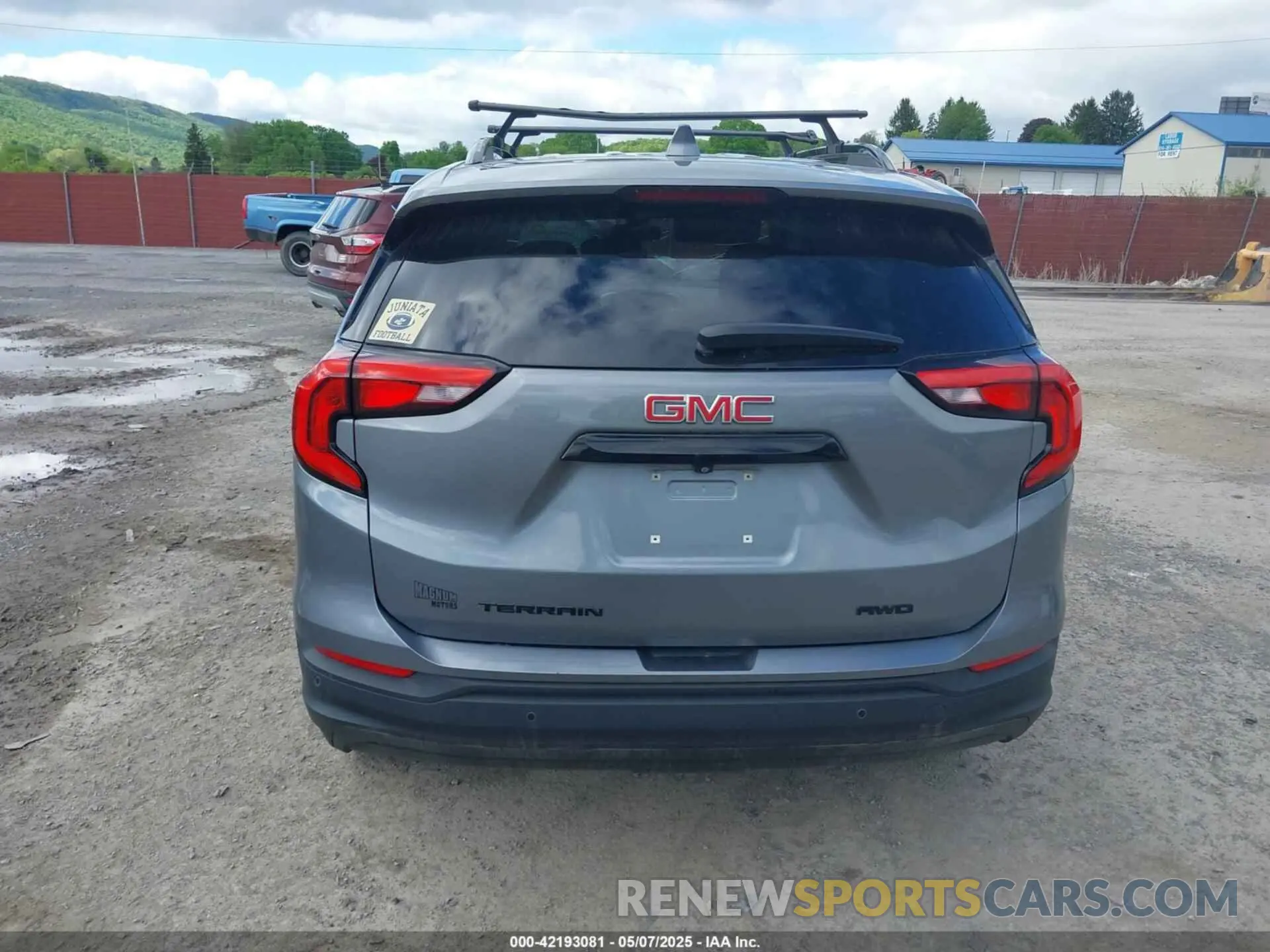 16 Photograph of a damaged car 3GKALTEV2LL215120 GMC TERRAIN 2020