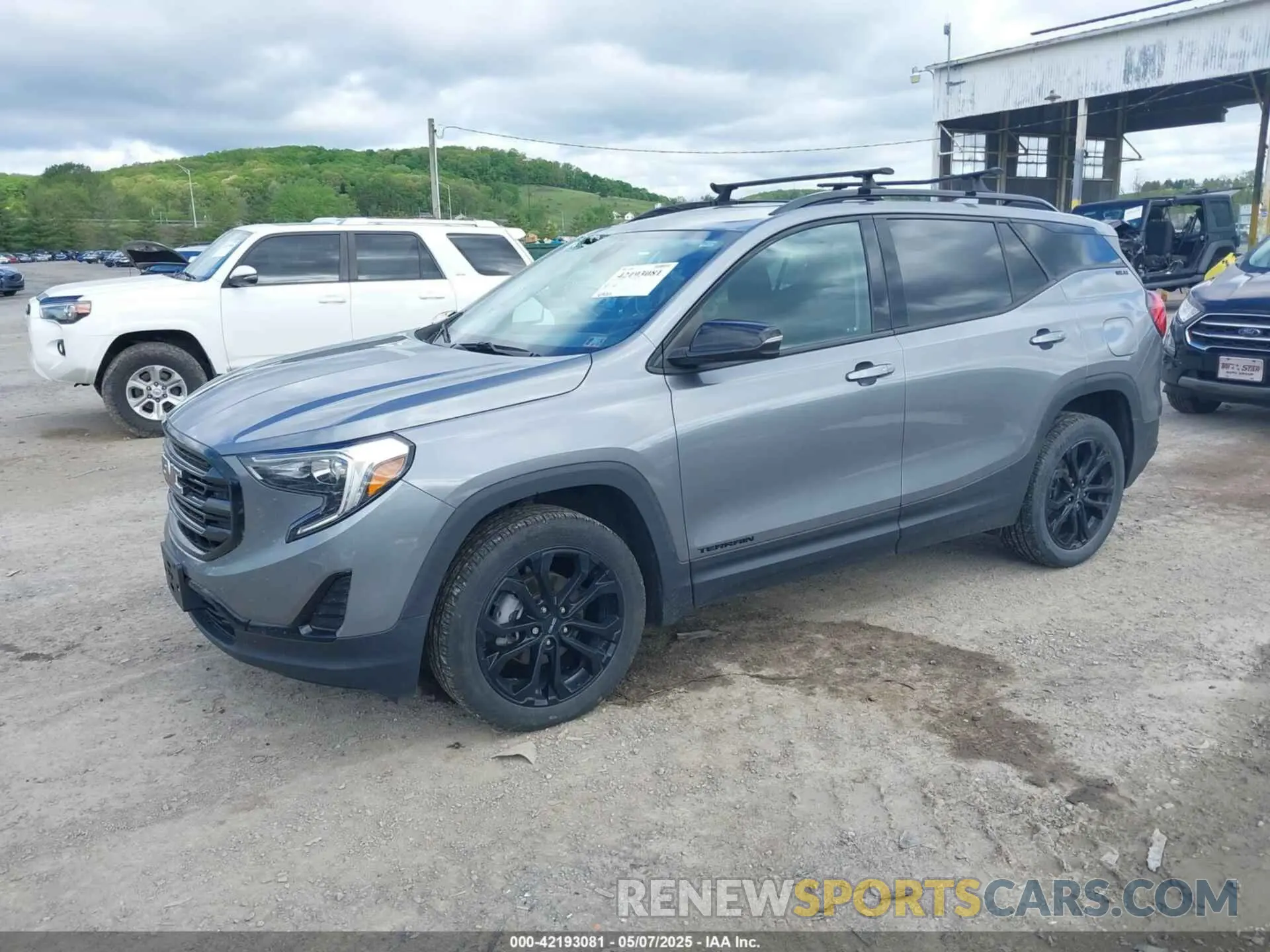 2 Photograph of a damaged car 3GKALTEV2LL215120 GMC TERRAIN 2020