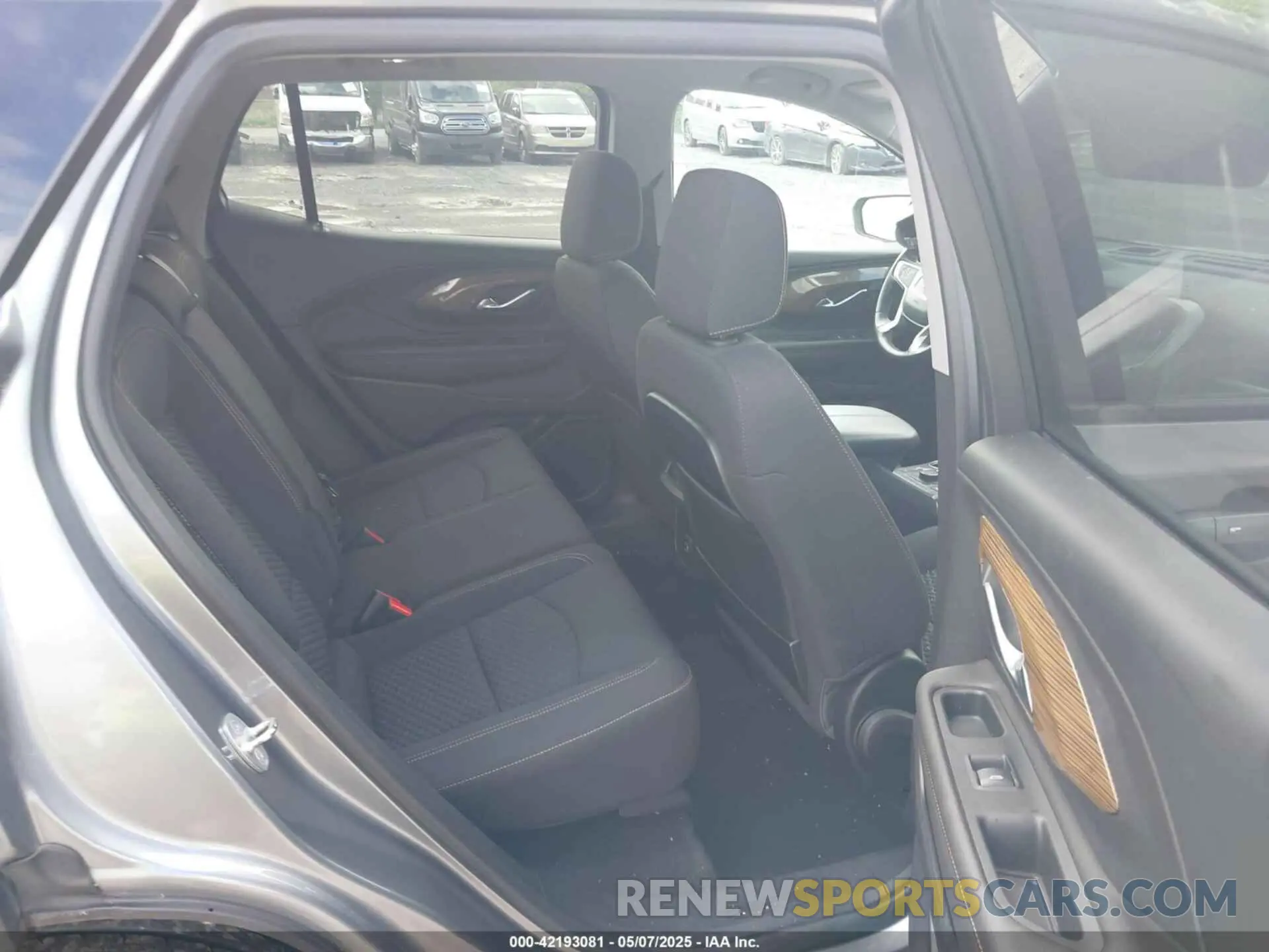 8 Photograph of a damaged car 3GKALTEV2LL215120 GMC TERRAIN 2020