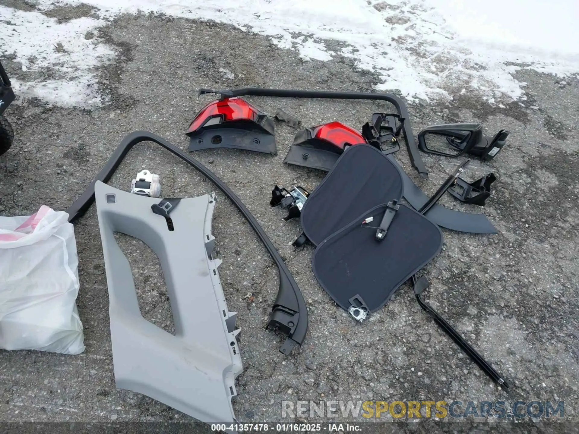 12 Photograph of a damaged car 3GKALTEV3LL168728 GMC TERRAIN 2020