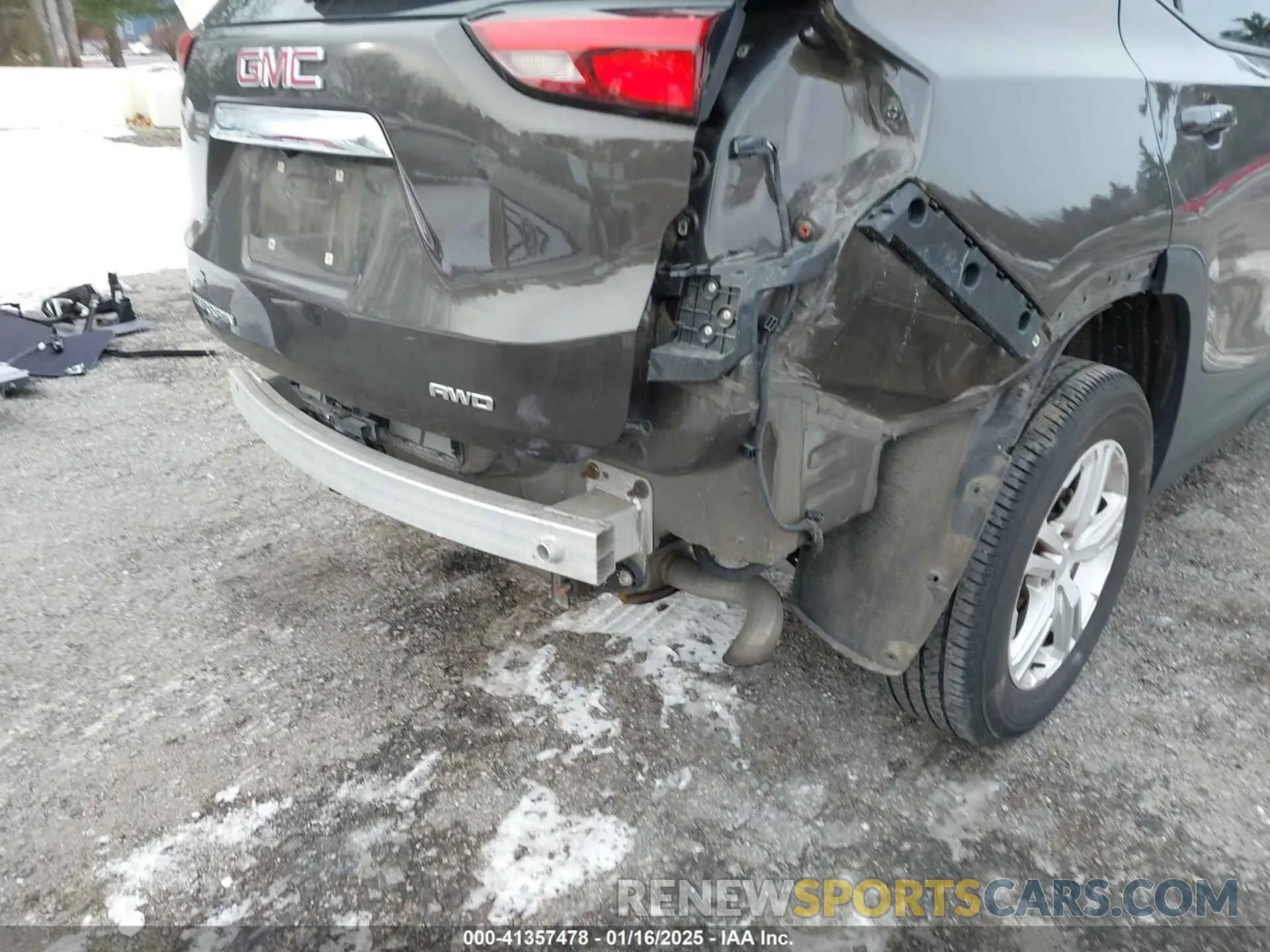 19 Photograph of a damaged car 3GKALTEV3LL168728 GMC TERRAIN 2020
