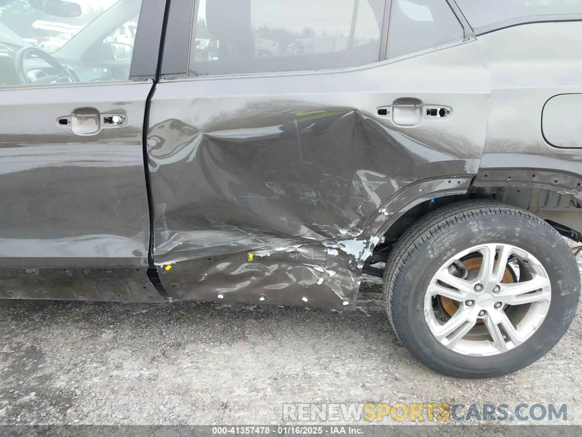 6 Photograph of a damaged car 3GKALTEV3LL168728 GMC TERRAIN 2020