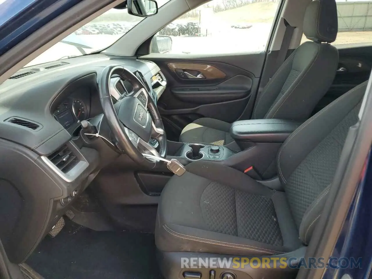 7 Photograph of a damaged car 3GKALTEV4LL189913 GMC TERRAIN 2020