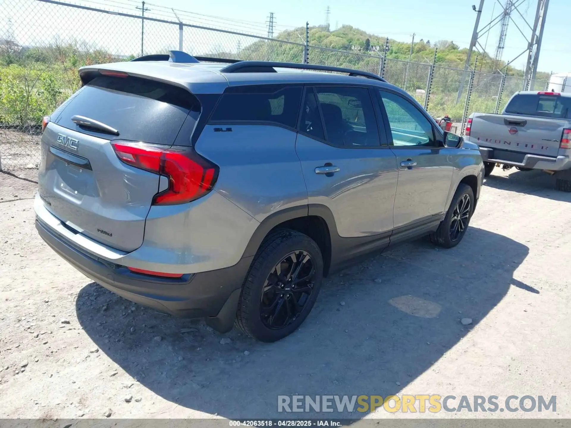 4 Photograph of a damaged car 3GKALTEV5LL160906 GMC TERRAIN 2020