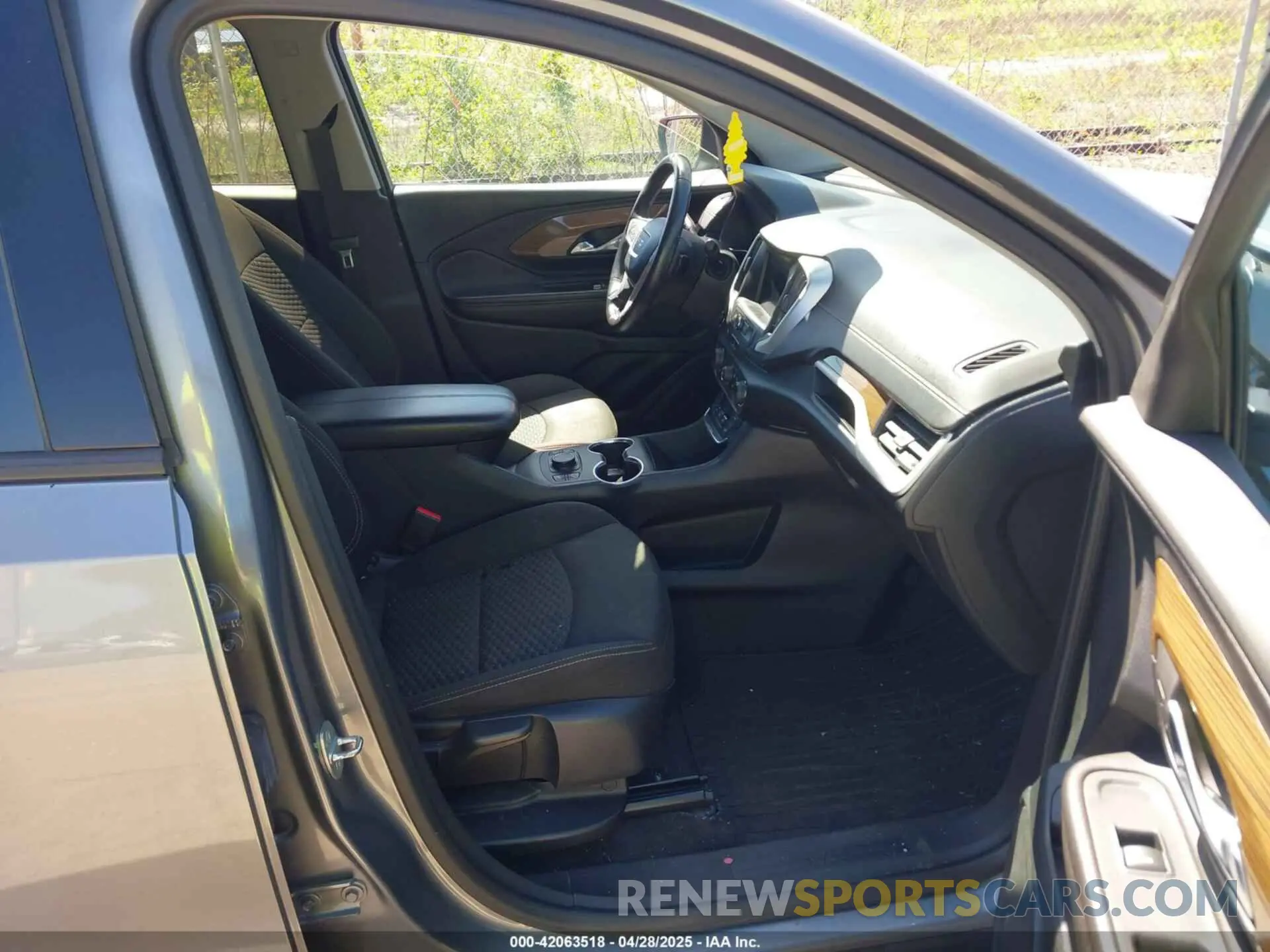 5 Photograph of a damaged car 3GKALTEV5LL160906 GMC TERRAIN 2020