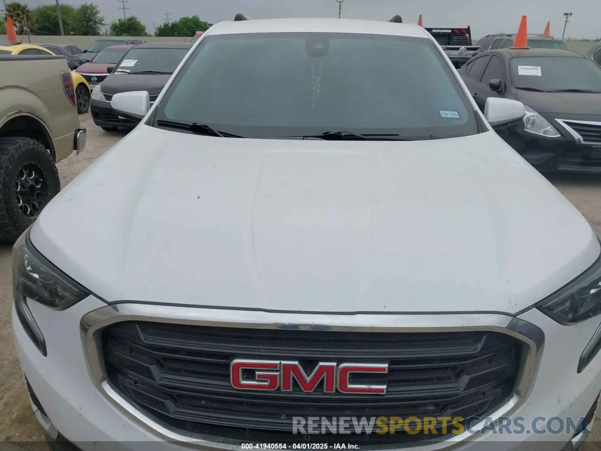 10 Фотография поврежденного автомобиля 3GKALTEV7LL218577 GMC TERRAIN 2020