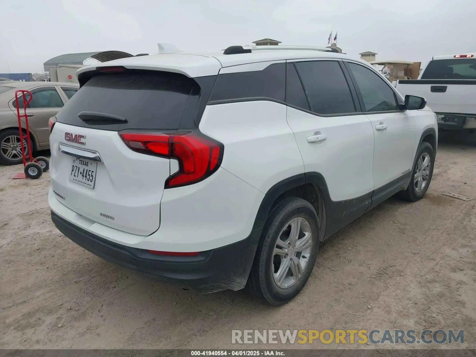 4 Фотография поврежденного автомобиля 3GKALTEV7LL218577 GMC TERRAIN 2020