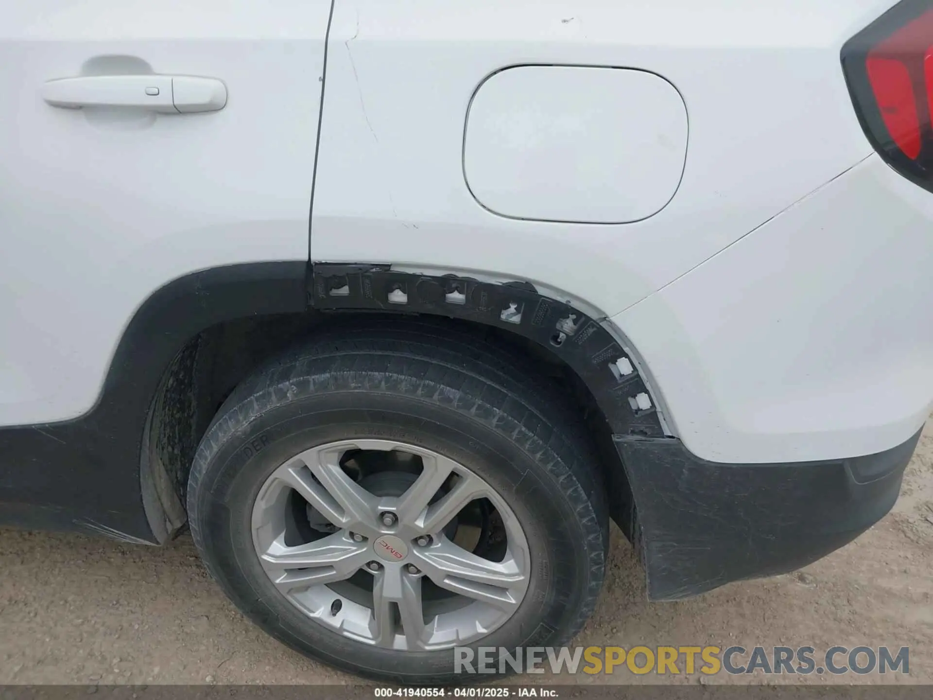 6 Фотография поврежденного автомобиля 3GKALTEV7LL218577 GMC TERRAIN 2020