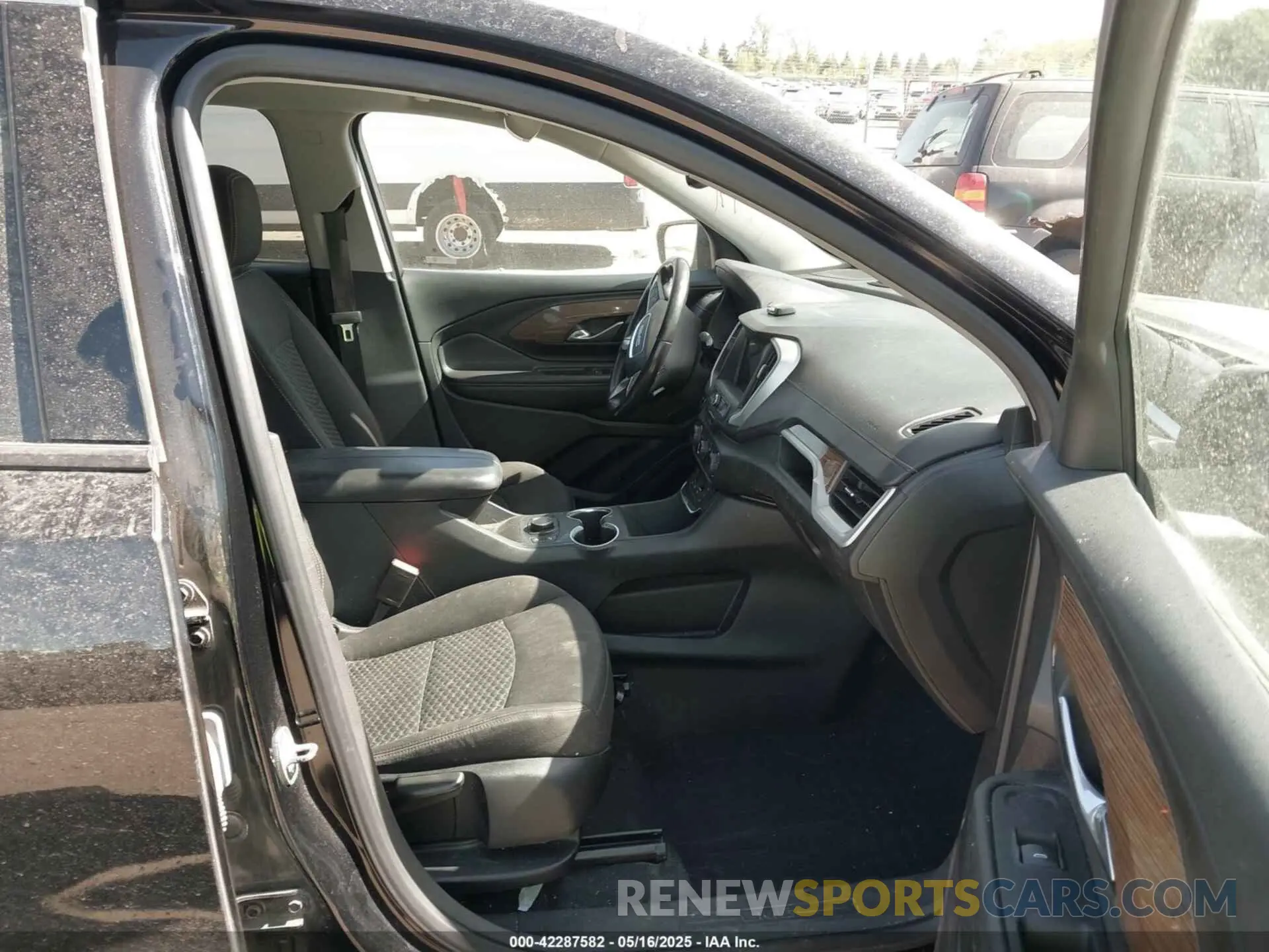 5 Фотография поврежденного автомобиля 3GKALTEV8LL119587 GMC TERRAIN 2020