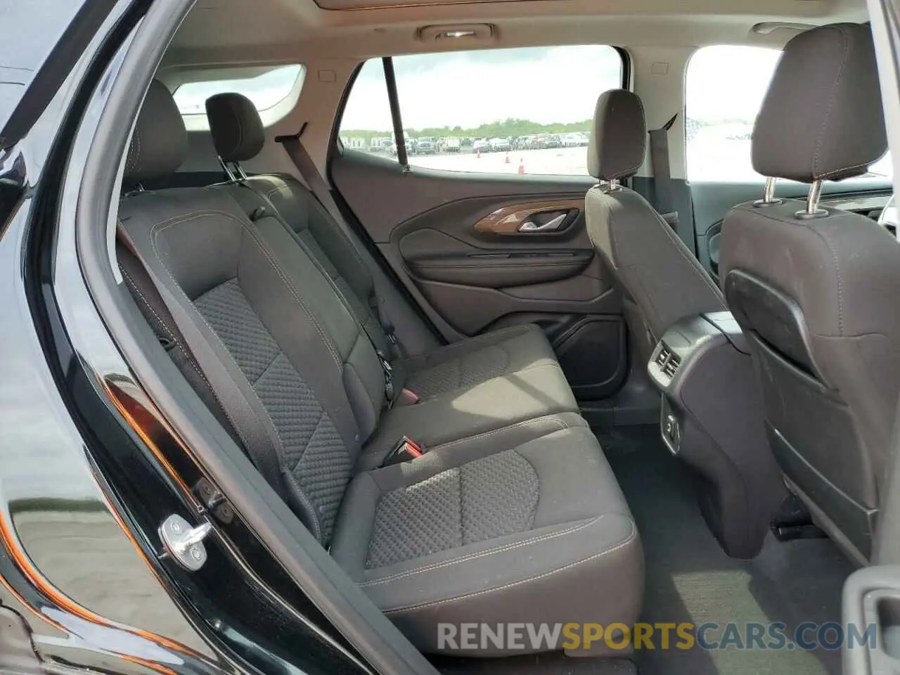 11 Photograph of a damaged car 3GKALTEV9LL116861 GMC TERRAIN 2020