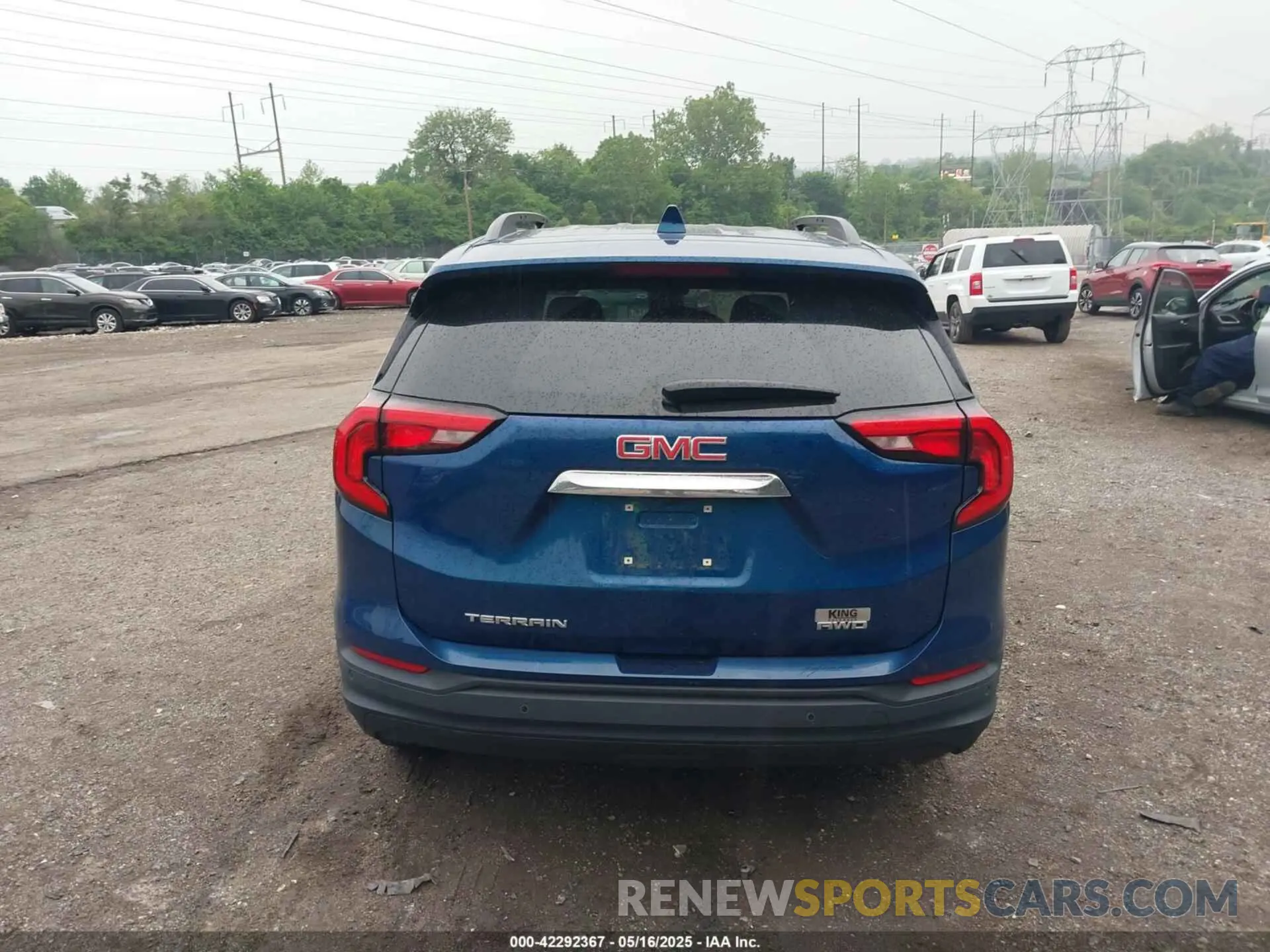 17 Photograph of a damaged car 3GKALTEV9LL184285 GMC TERRAIN 2020