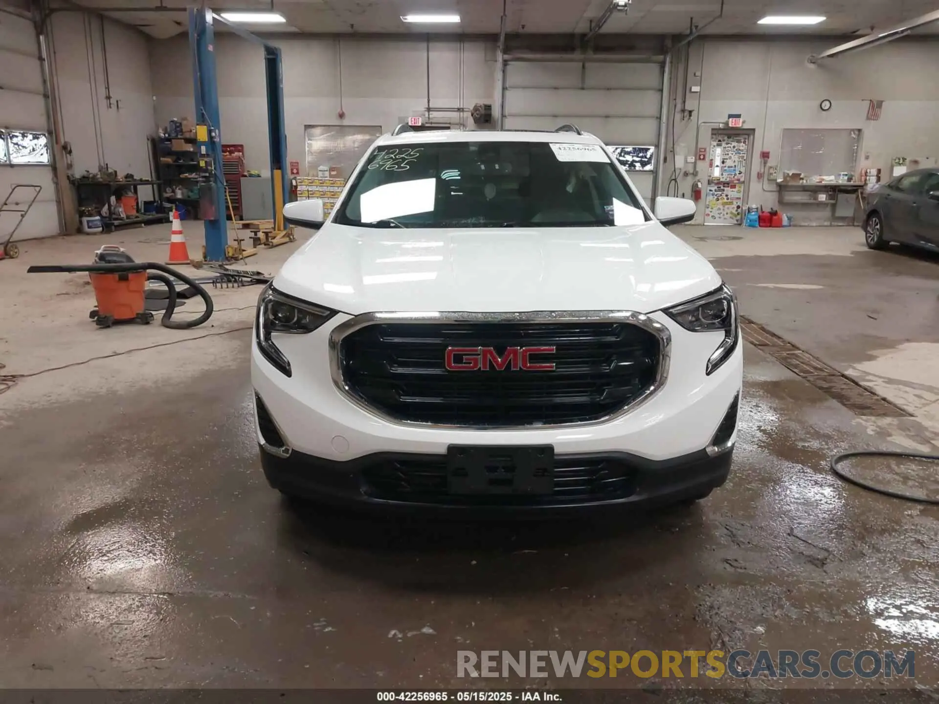 12 Photograph of a damaged car 3GKALTEV9LL261804 GMC TERRAIN 2020