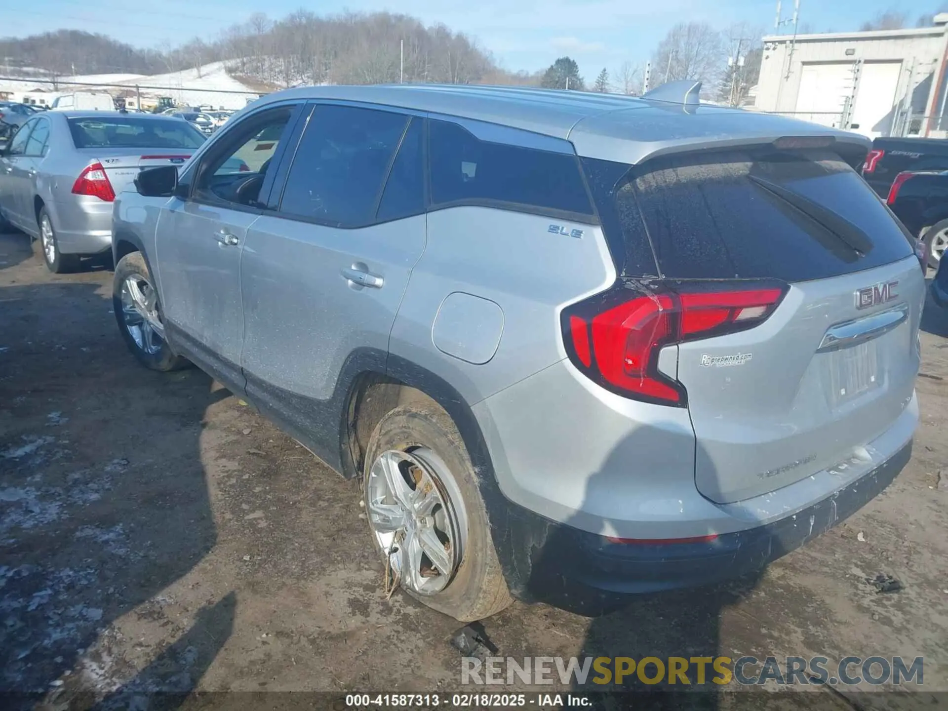 3 Фотография поврежденного автомобиля 3GKALTEVXLL103634 GMC TERRAIN 2020
