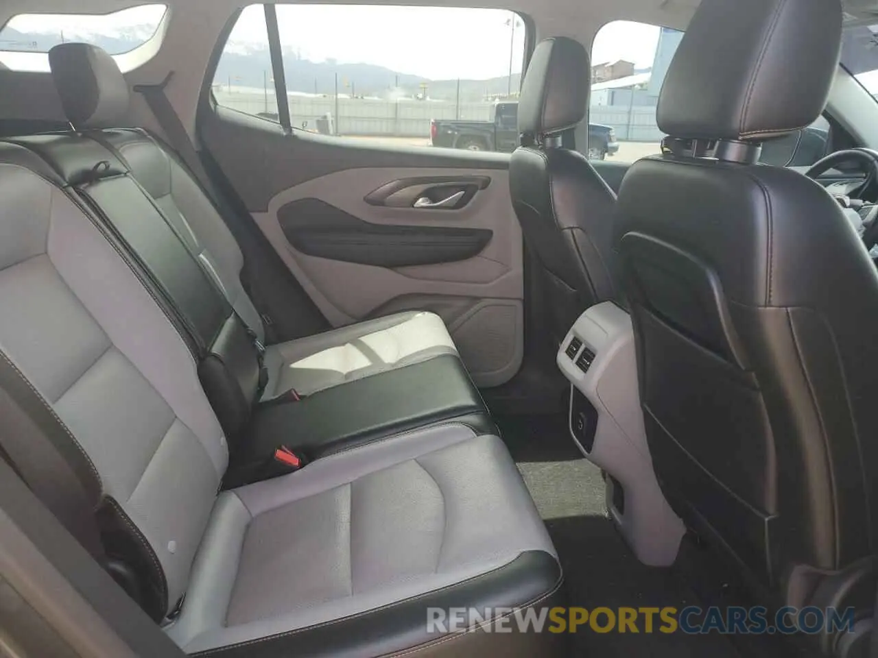 11 Фотография поврежденного автомобиля 3GKALVEV0LL192836 GMC TERRAIN 2020