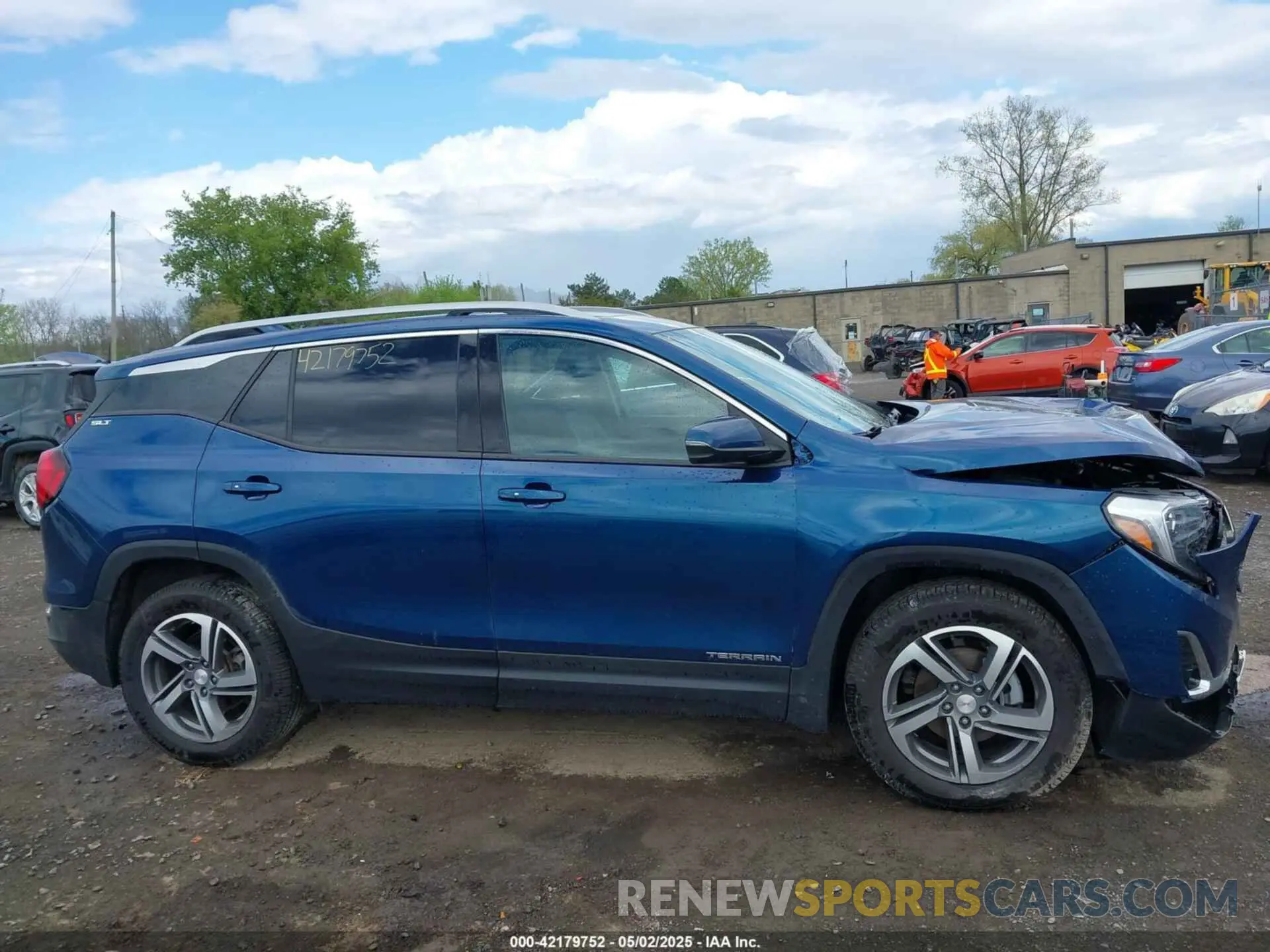 12 Photograph of a damaged car 3GKALVEV0LL231358 GMC TERRAIN 2020