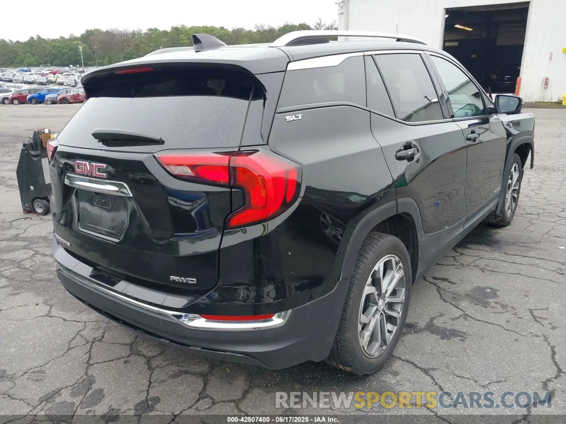4 Photograph of a damaged car 3GKALVEV0LL244028 GMC TERRAIN 2020