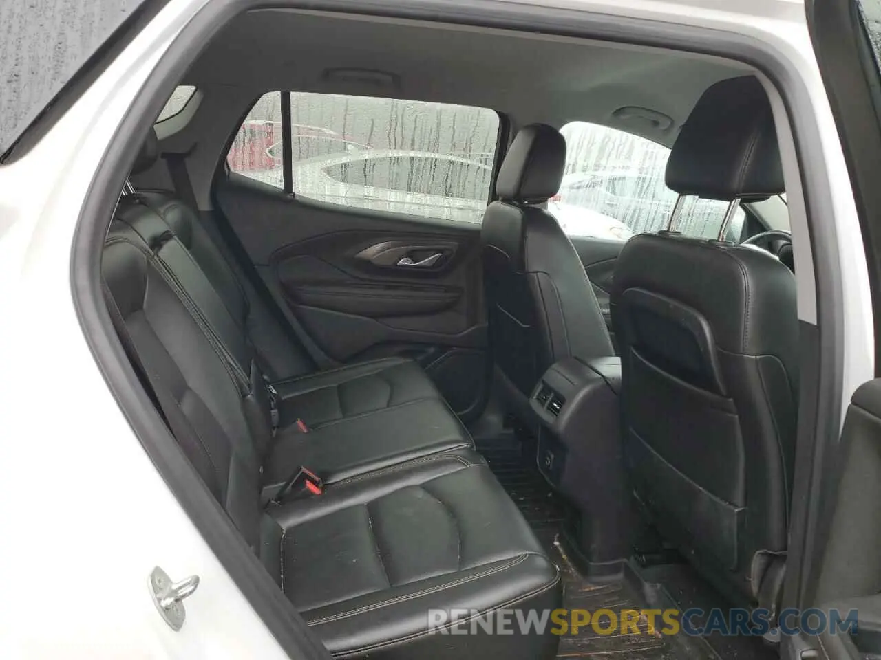 11 Photograph of a damaged car 3GKALVEV1LL121337 GMC TERRAIN 2020