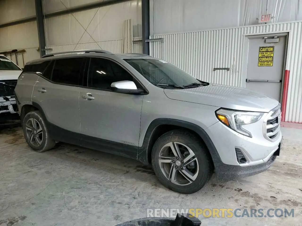 4 Photograph of a damaged car 3GKALVEV1LL137814 GMC TERRAIN 2020
