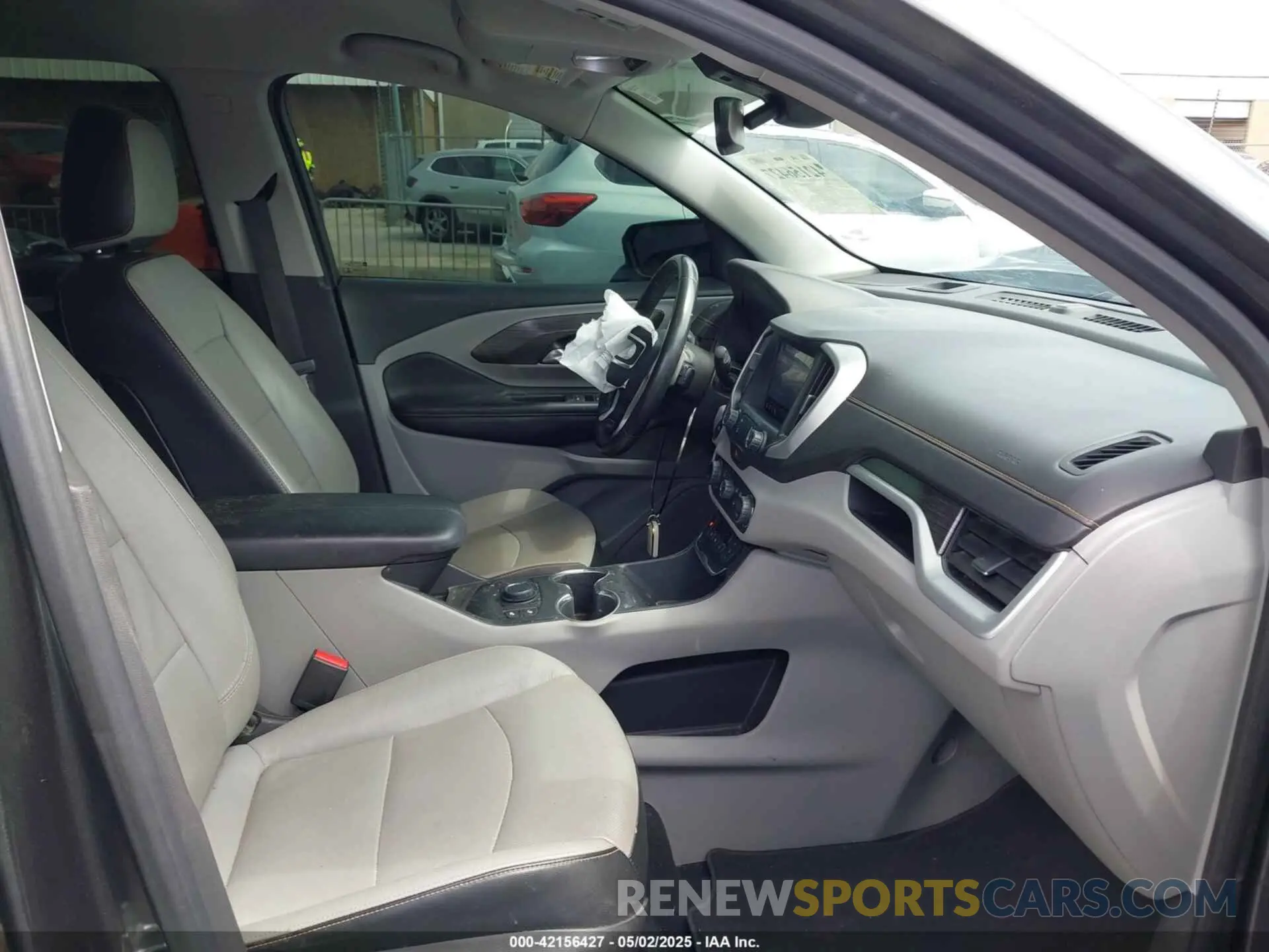 5 Photograph of a damaged car 3GKALVEV1LL204363 GMC TERRAIN 2020